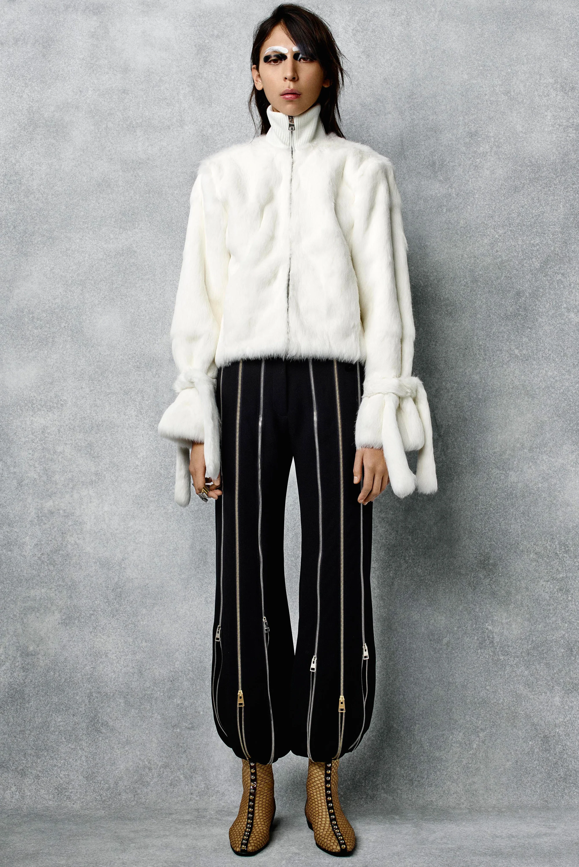 j-w-anderson-pre-fall-2016-lookbook-12.jpg