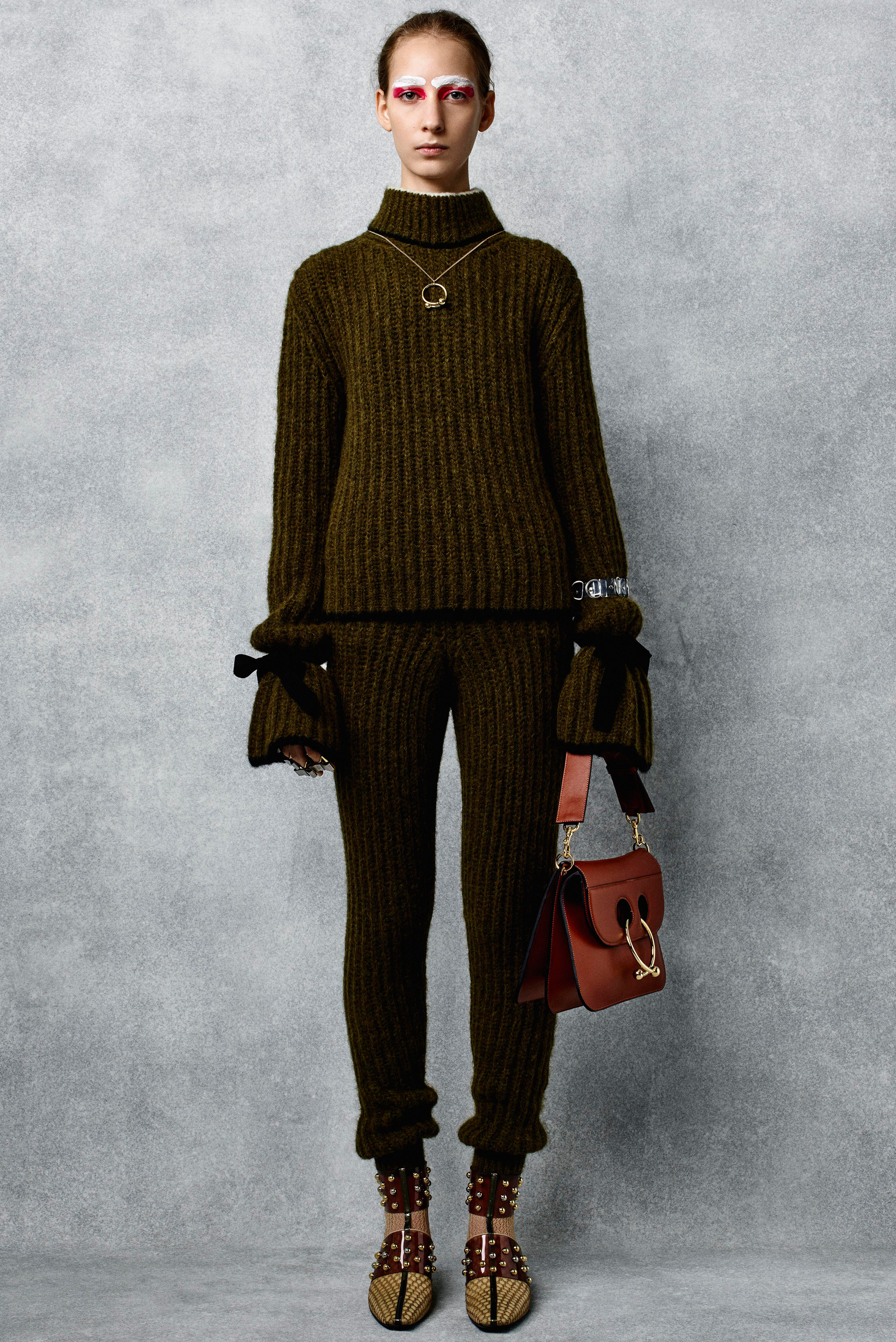 j-w-anderson-pre-fall-2016-lookbook-13.jpg