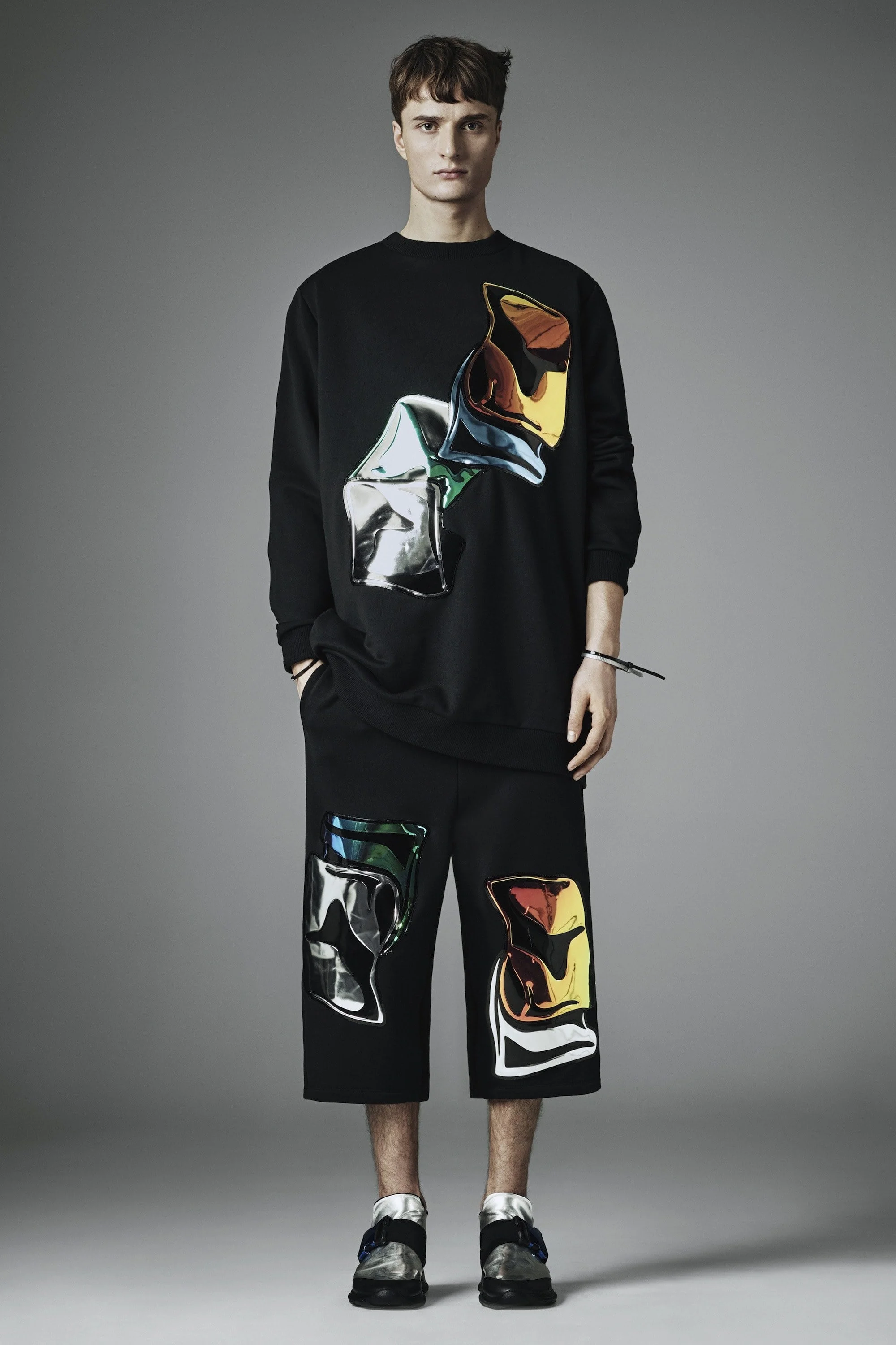 christopher-kane-fall-2016-menswear-23.jpg