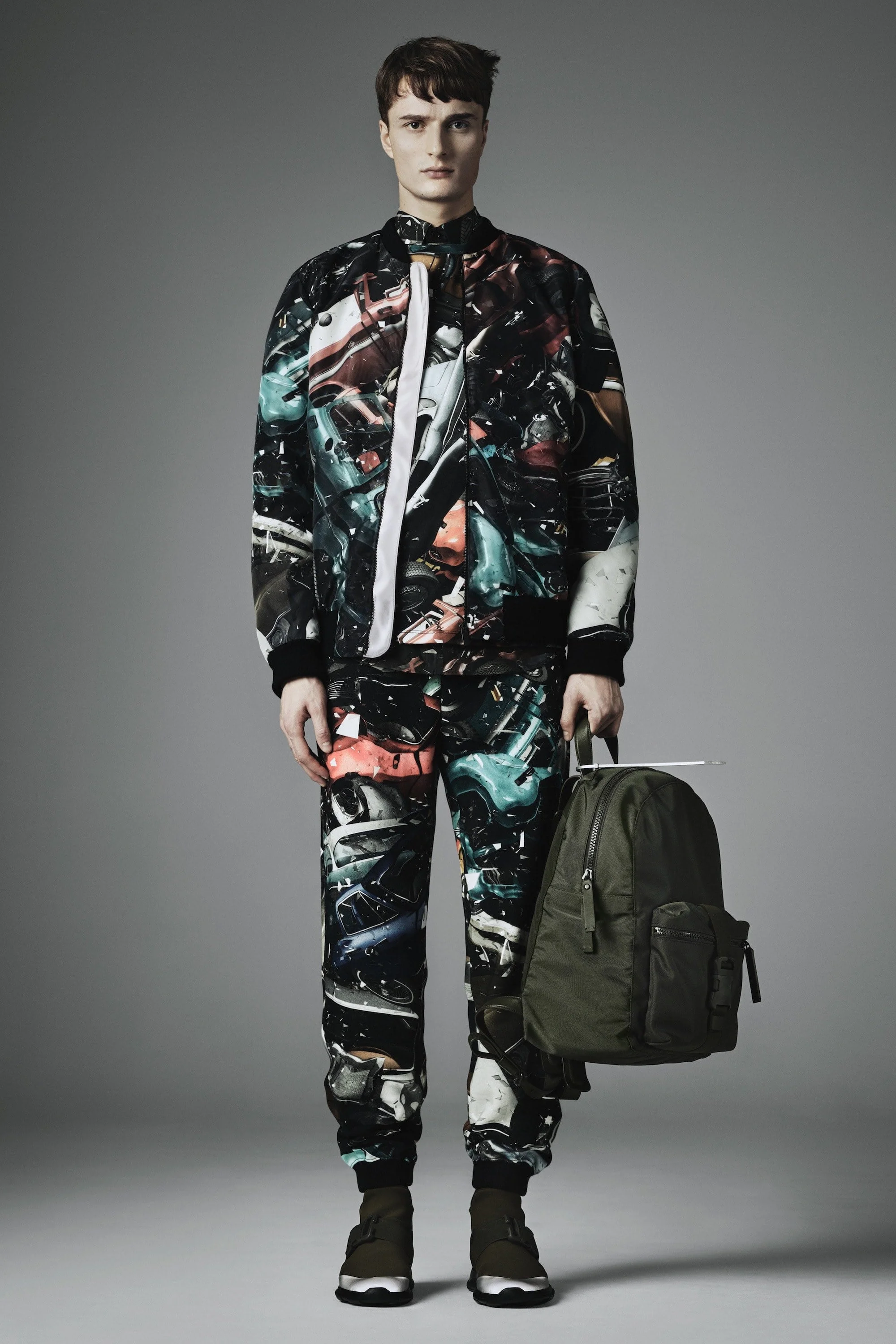 christopher-kane-fall-2016-menswear-25.jpg