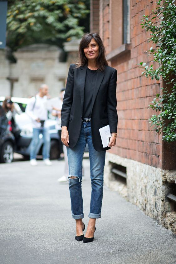 Dress like parisian woman hotsell