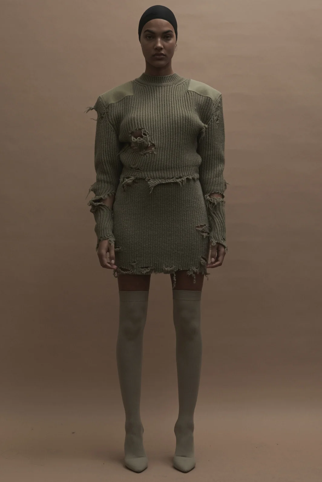 23-yeezy-fw-16.jpg