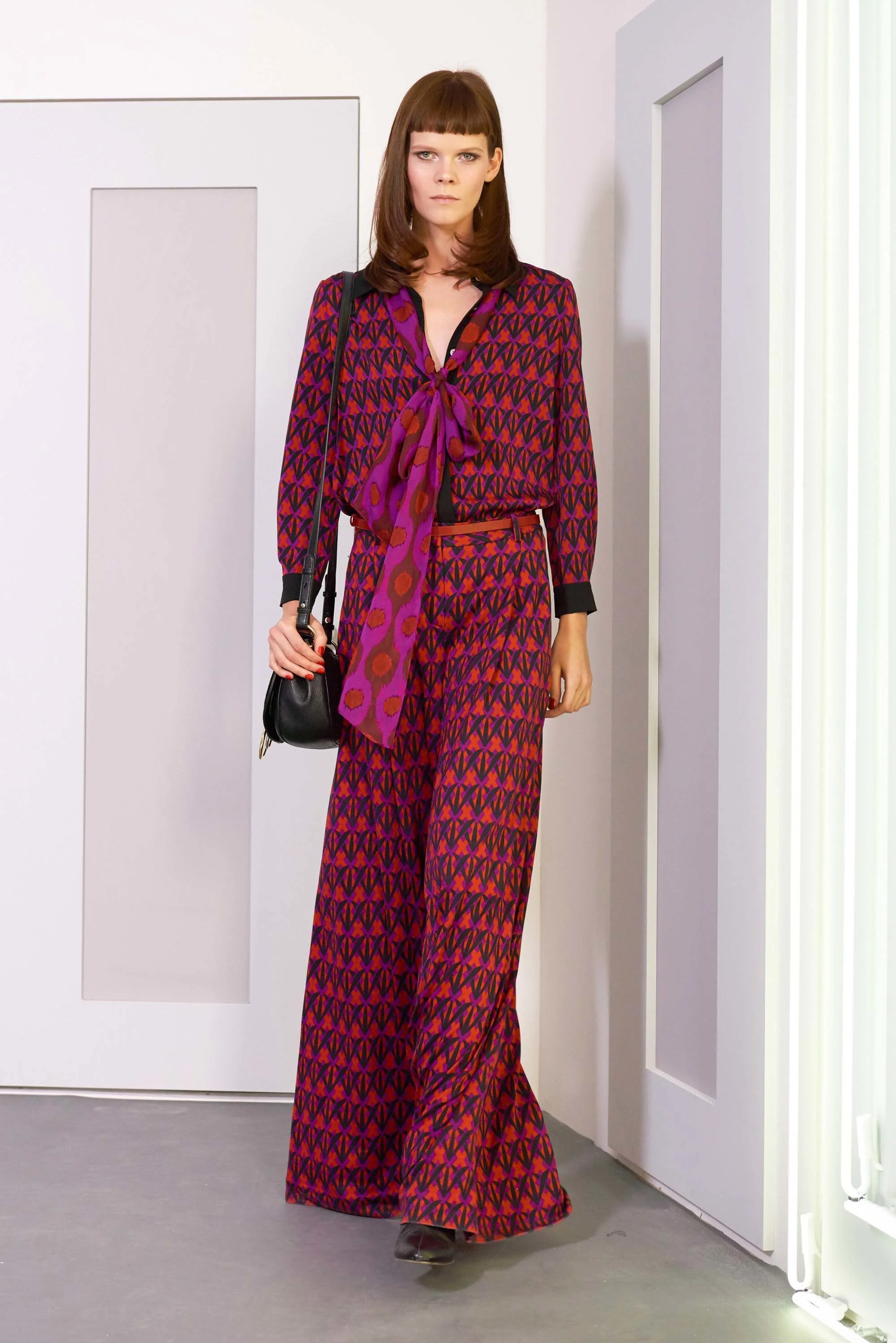 15-diane-von-furstenberg-fw-16.jpg
