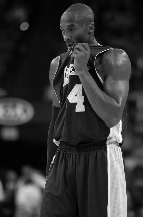 SPORTS_BKN-LAKERS-WARRIORS_3_OX-595x900.jpg