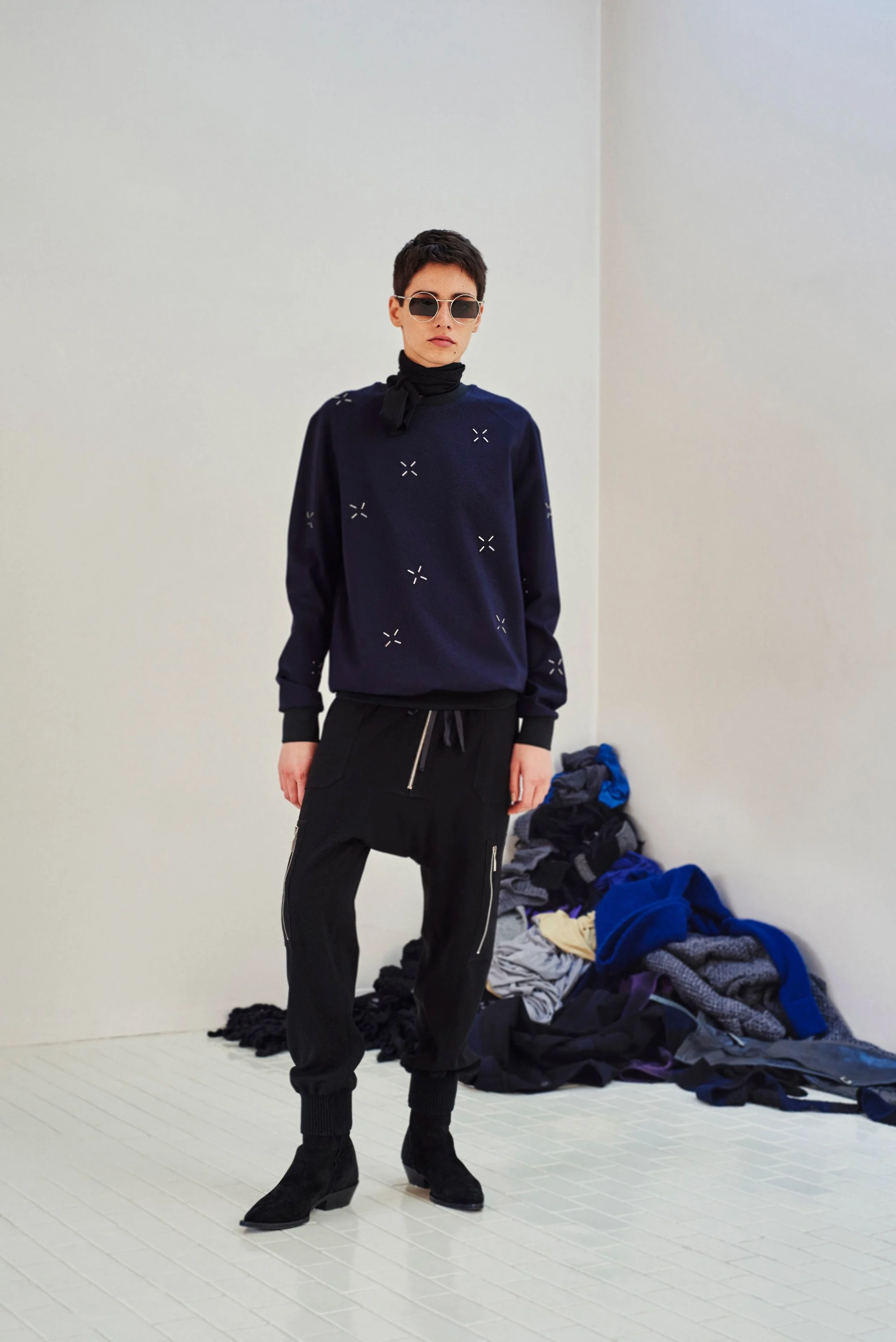 07-costume-national-pre-fall-2016.jpg