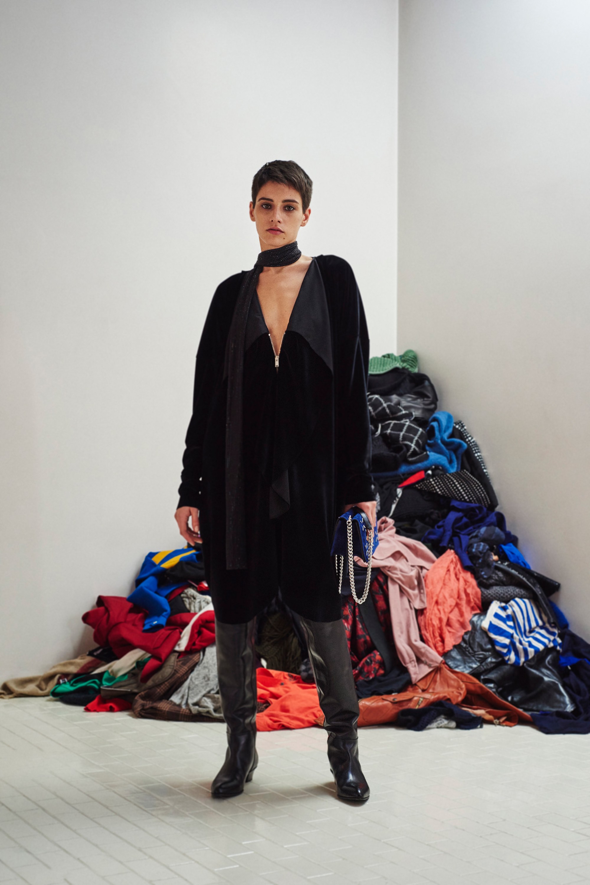 25-costume-national-pre-fall-2016.jpg