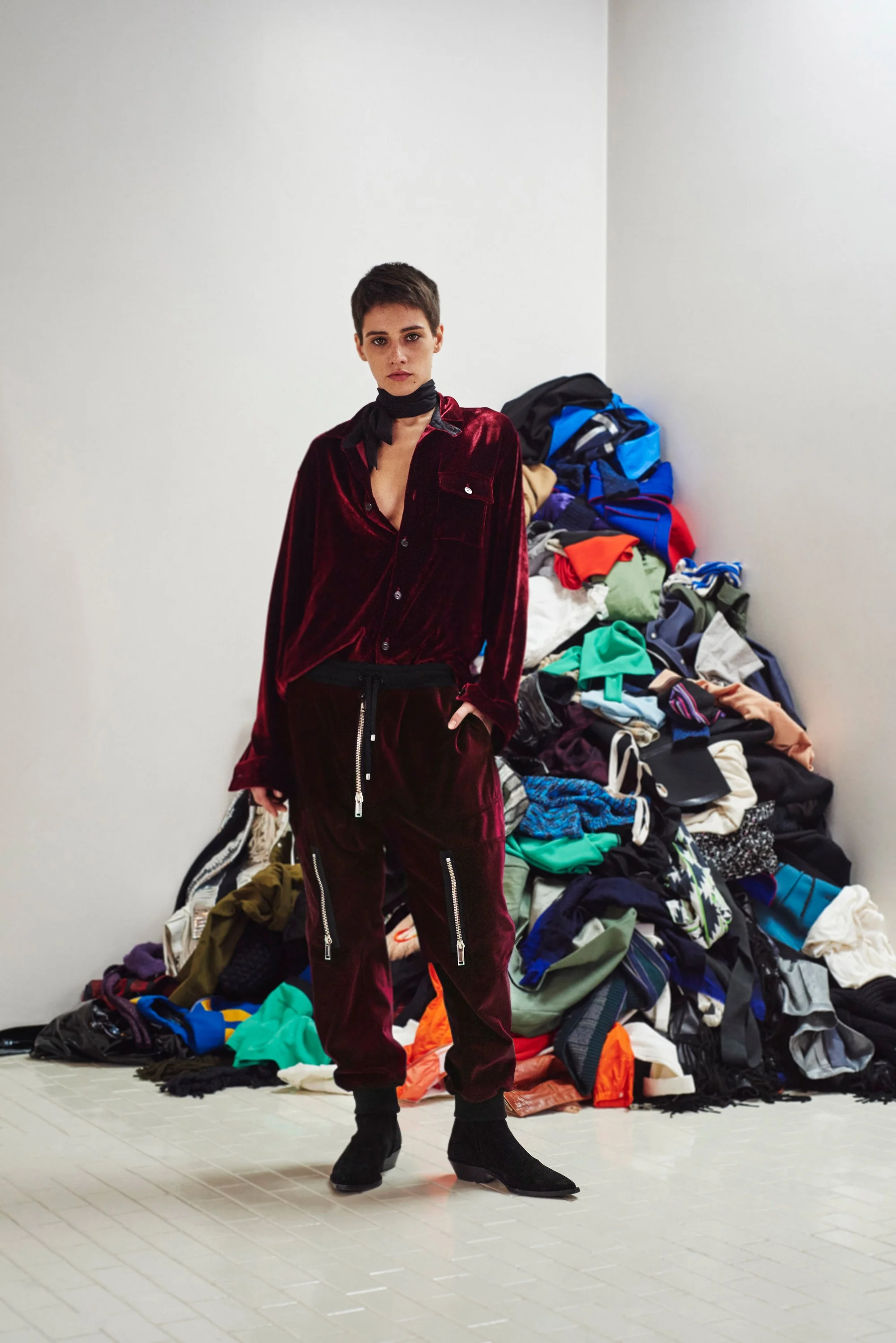 30-costume-national-pre-fall-2016.jpg