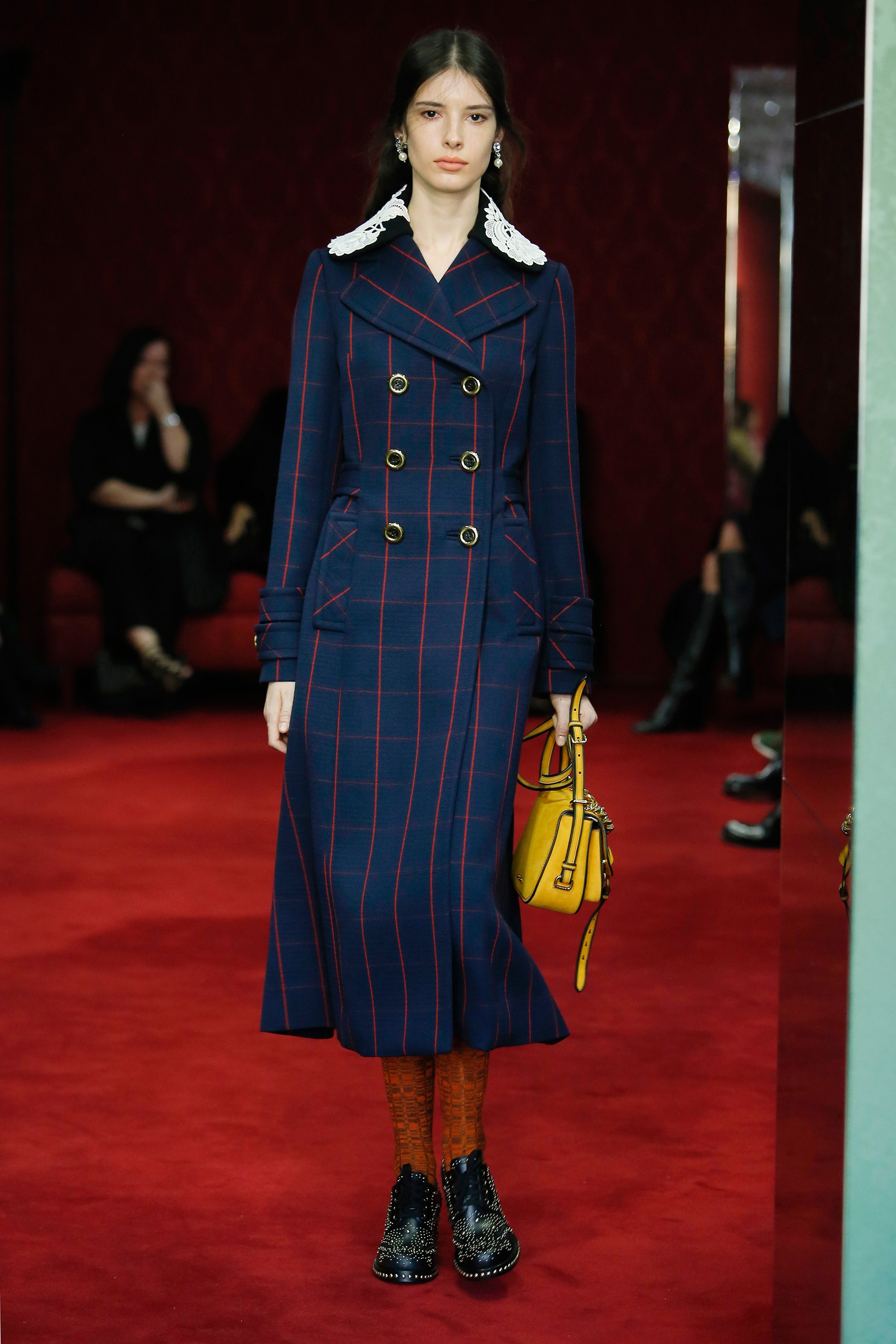 miu-miu-pre-fall-2016-01.jpg
