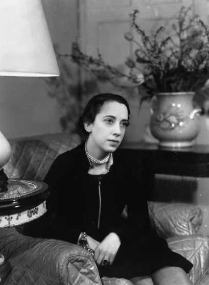 FASHION HISTORY: ELSA SCHIAPARELLI