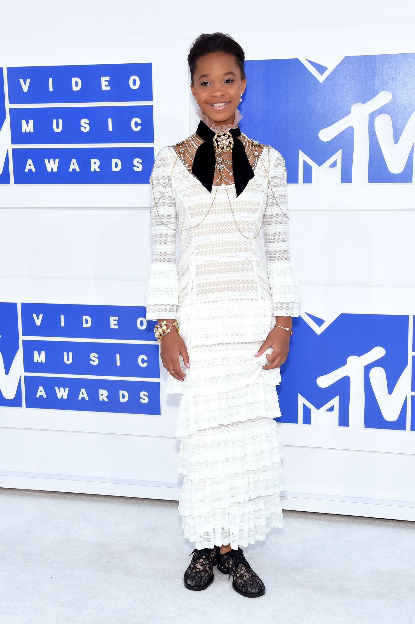 Quvenzhané Wallis in a Cinq à Sept dress and an Erickson Beamon body piece