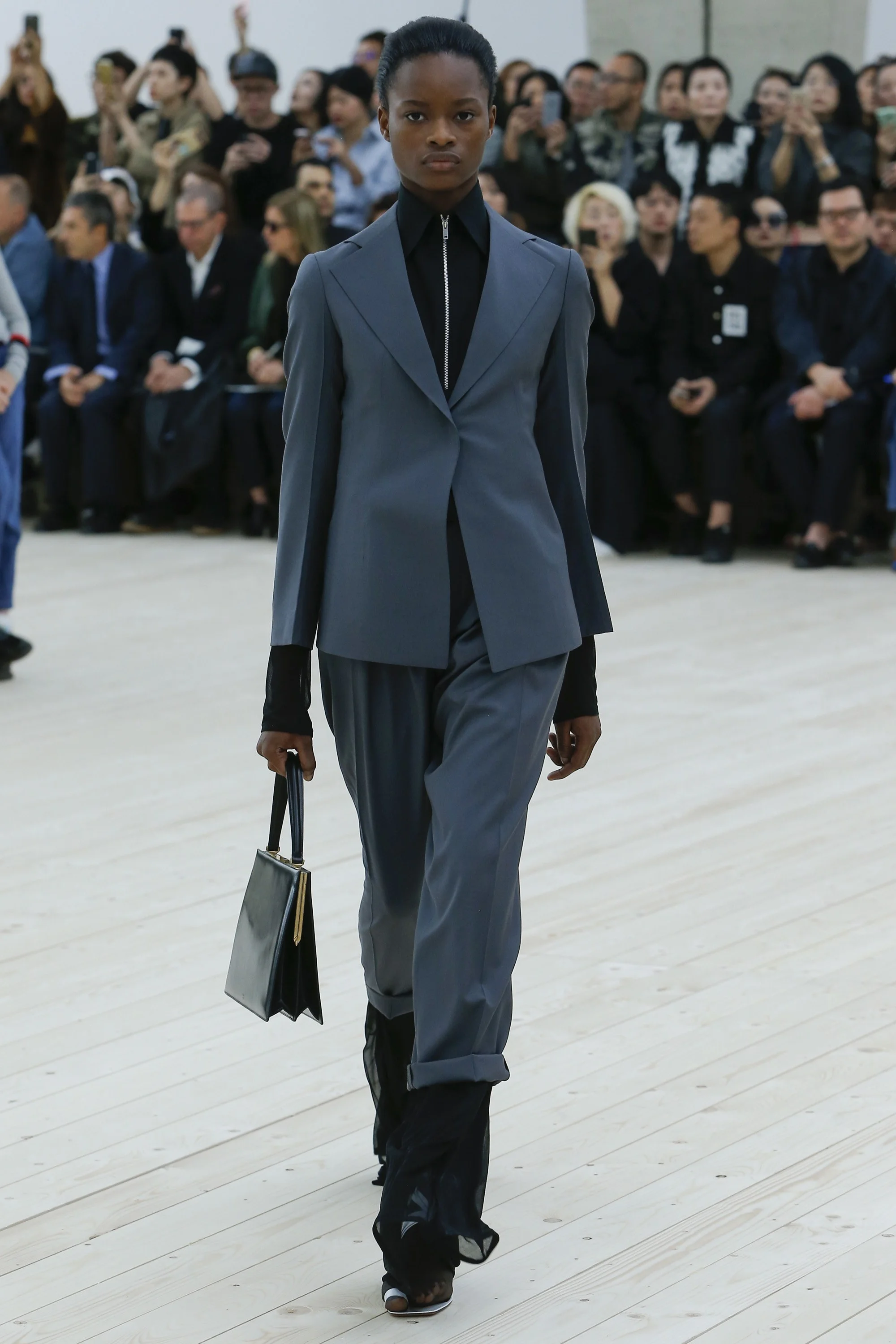 CELINE SPRING 2017 READY TO WEAR