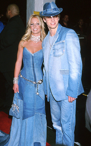 The Infamous Denim Duo in 2001 Power duo Britney Spears and Justin Timberlake draped themseves in denim for the 2001 AMAs.