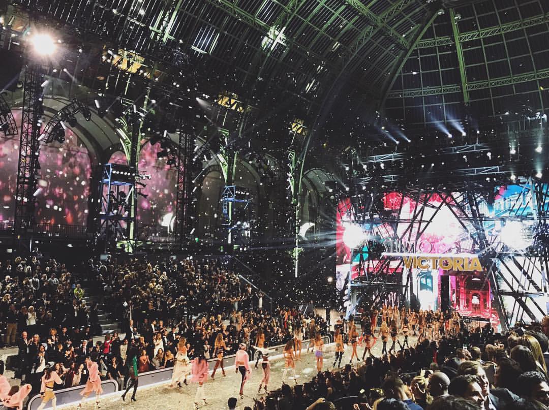 2016 Victoria's Secret Show