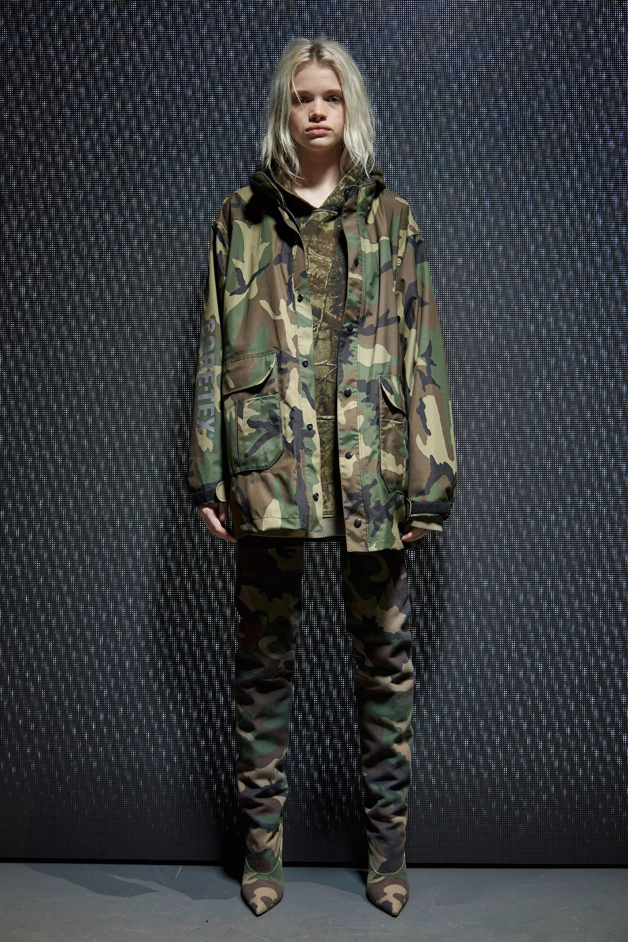 17-yeezy-season-5-fall-winter-2017-lookbook.jpg
