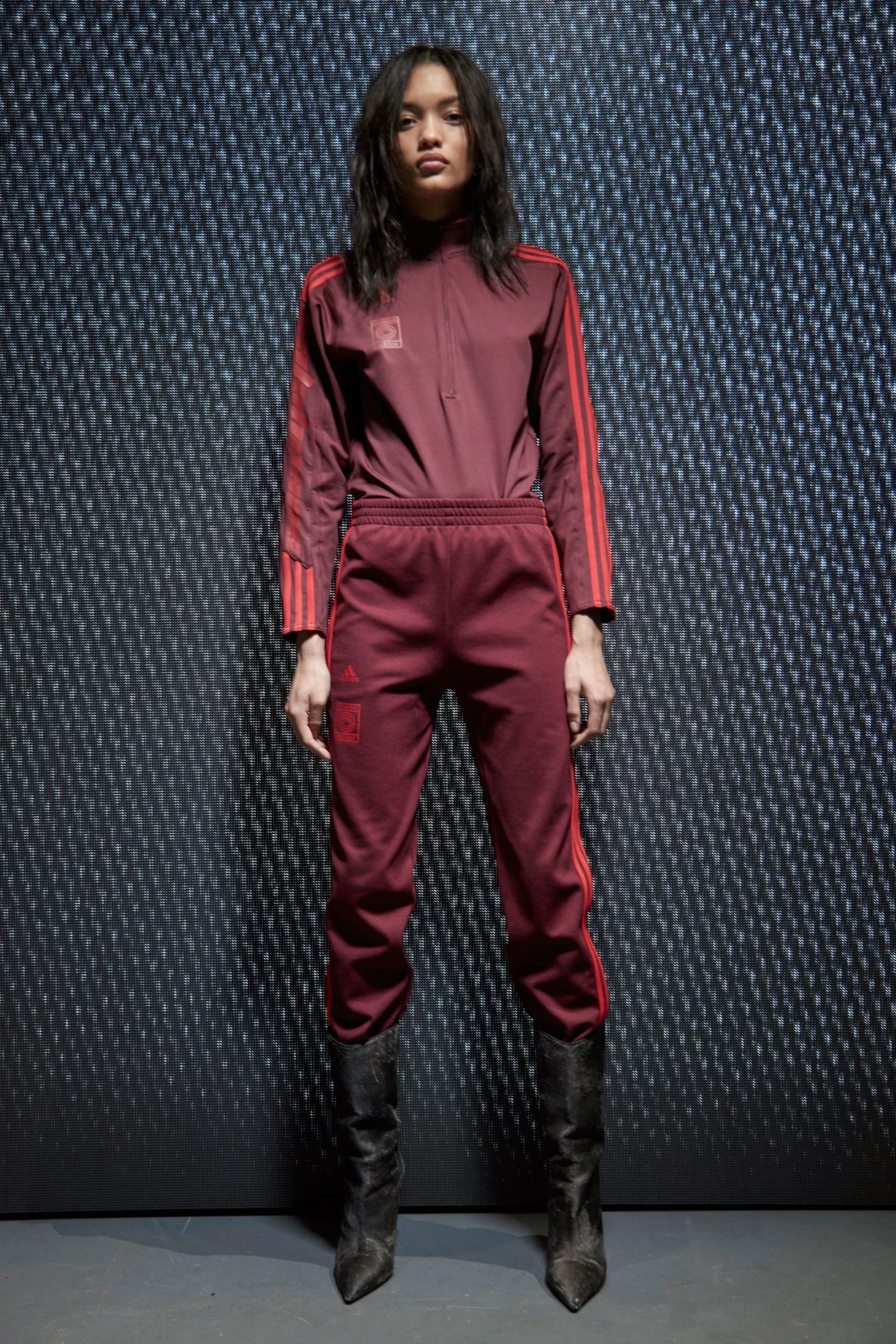 21-yeezy-season-5-fall-winter-2017-lookbook.jpg