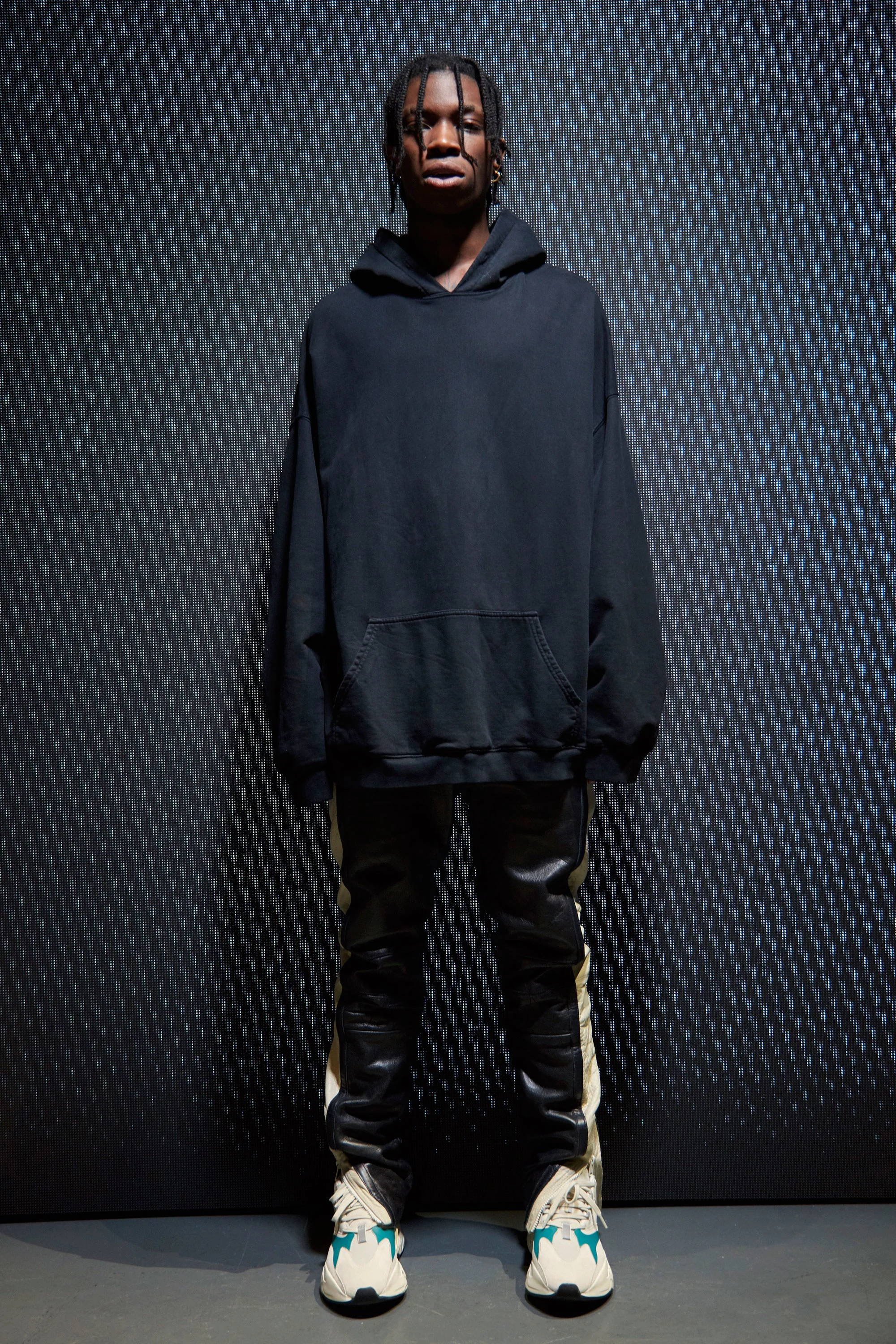 29-yeezy-season-5-fall-winter-2017-lookbook.jpg