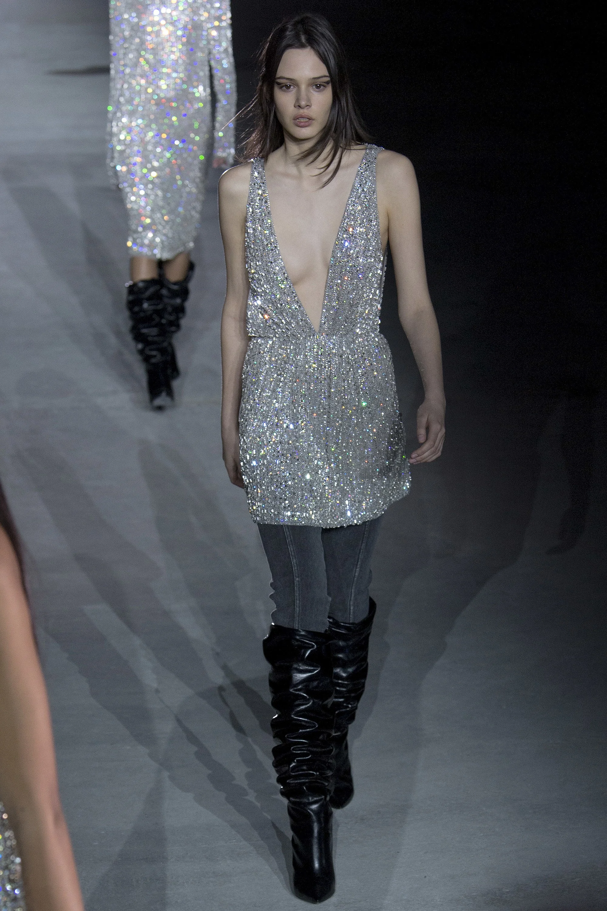 _YSL1600.jpg