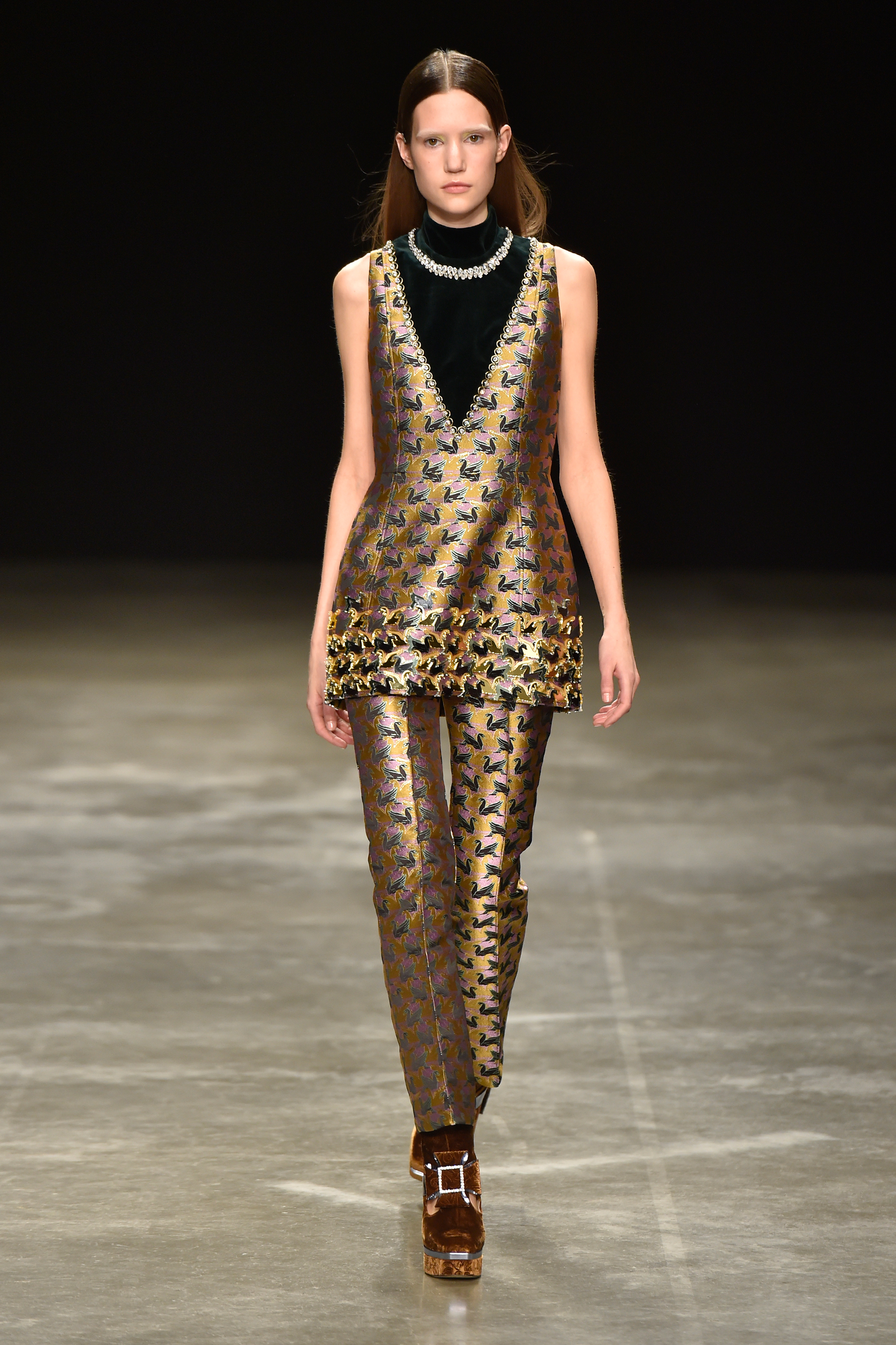 MaryKatrantzou_AW17_Look10.jpg