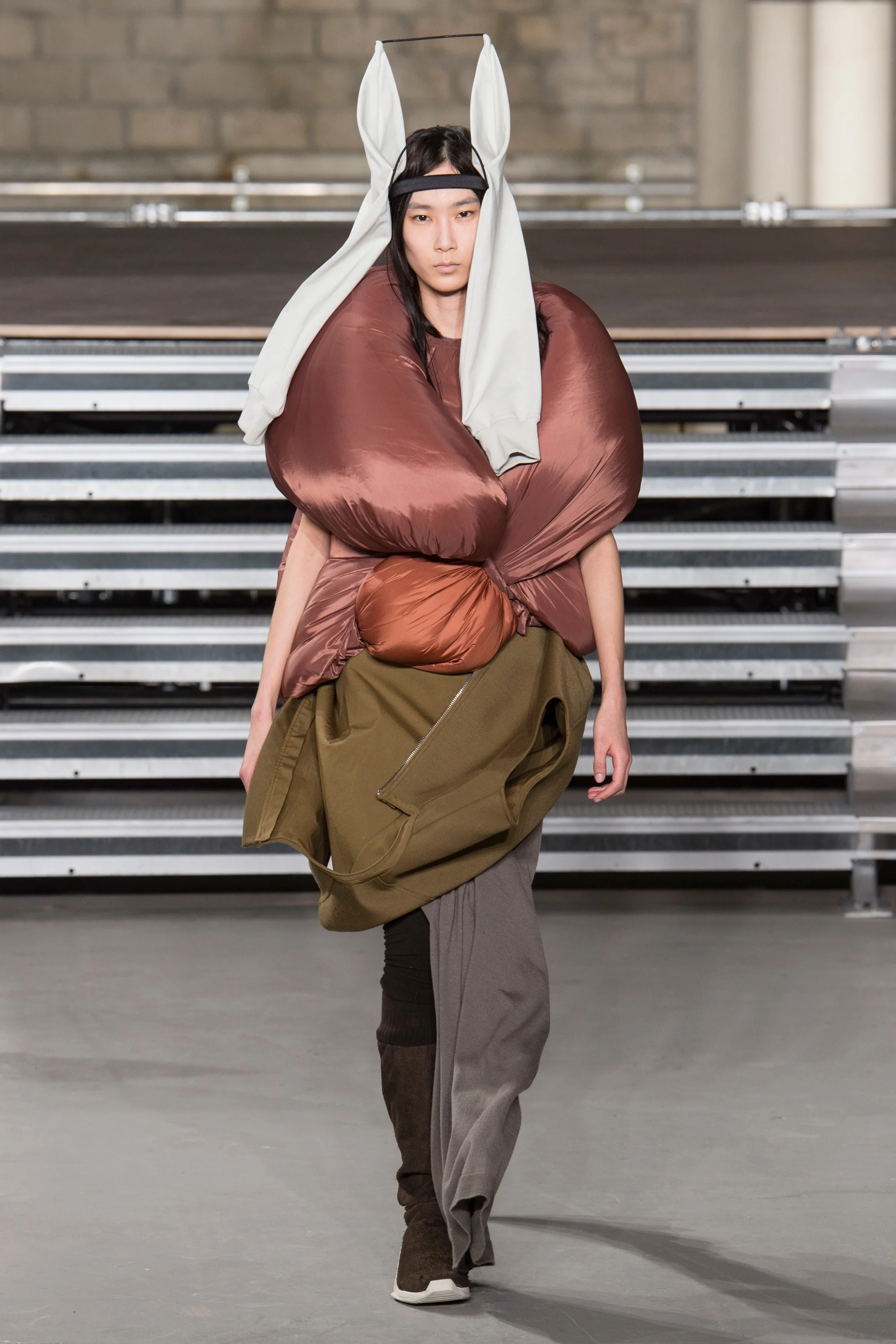 RICK OWENS FALL 2017 READY TO WEAR 