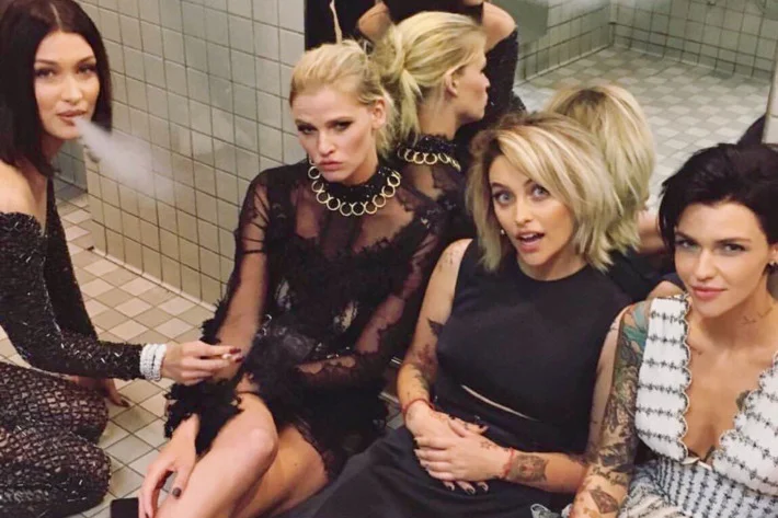 Museum Donors Are Not Happy Finding Celebrities Smoking in the Met Gala Bathrooms