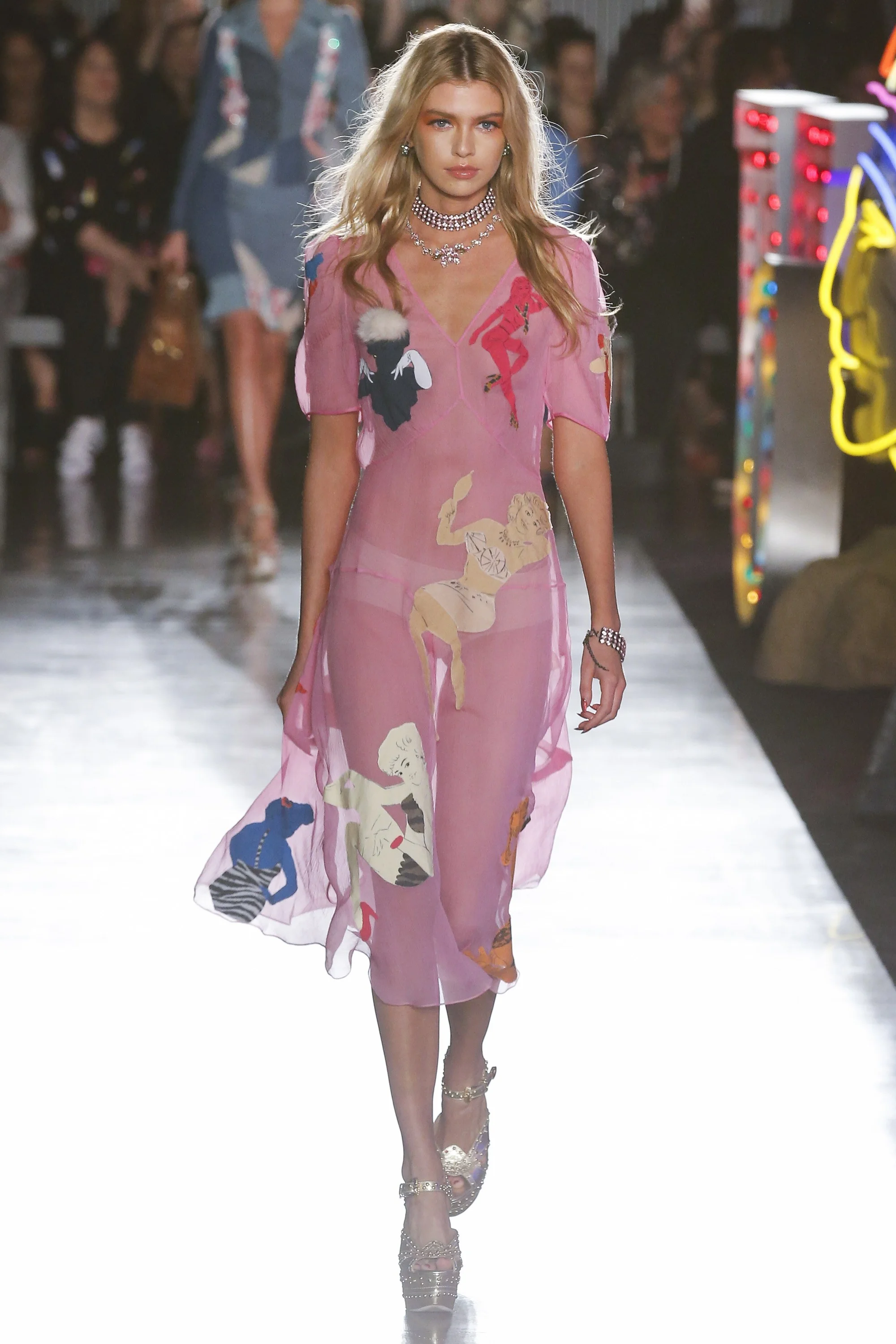 Moschino_0025.jpg