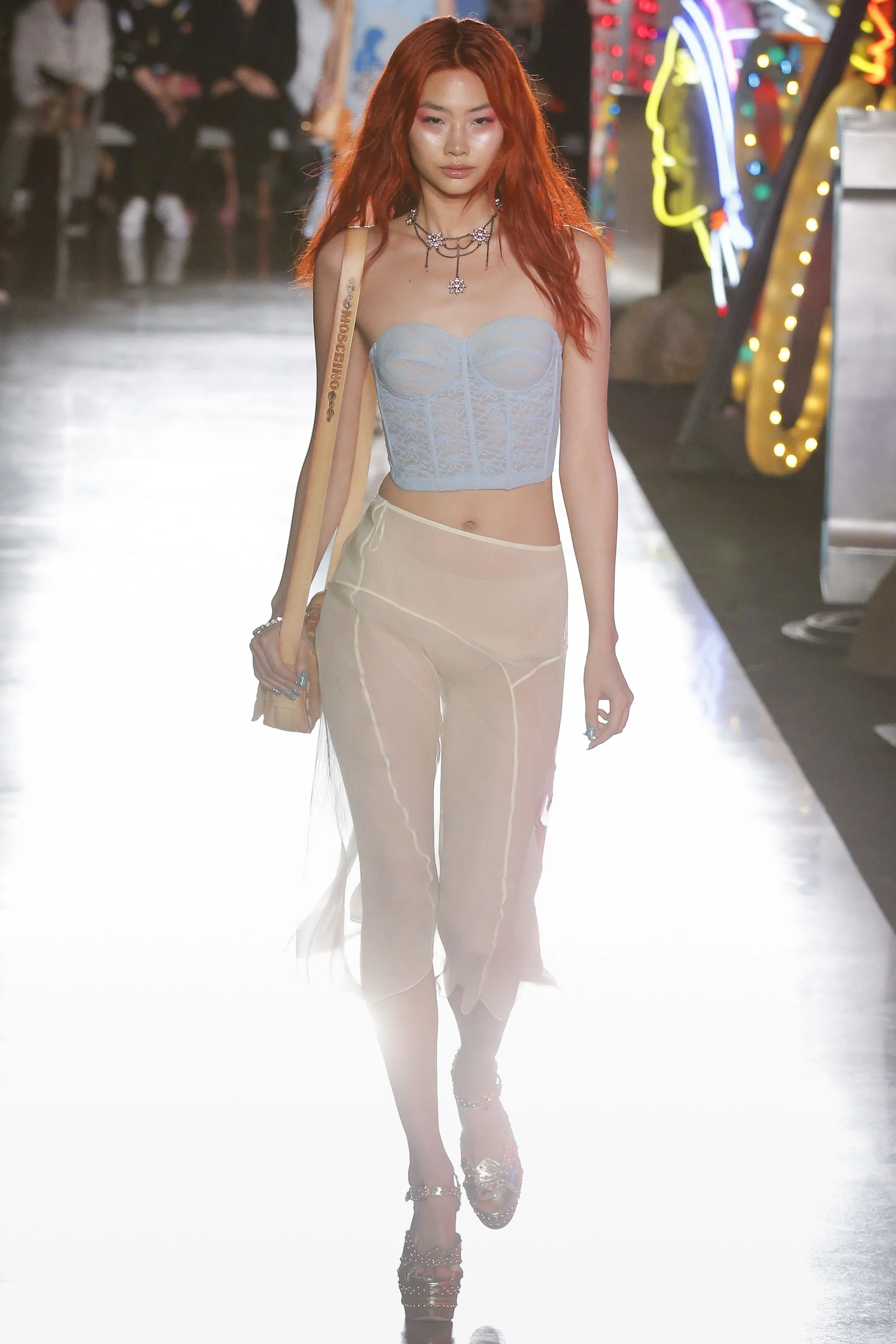 Moschino_0111.jpg