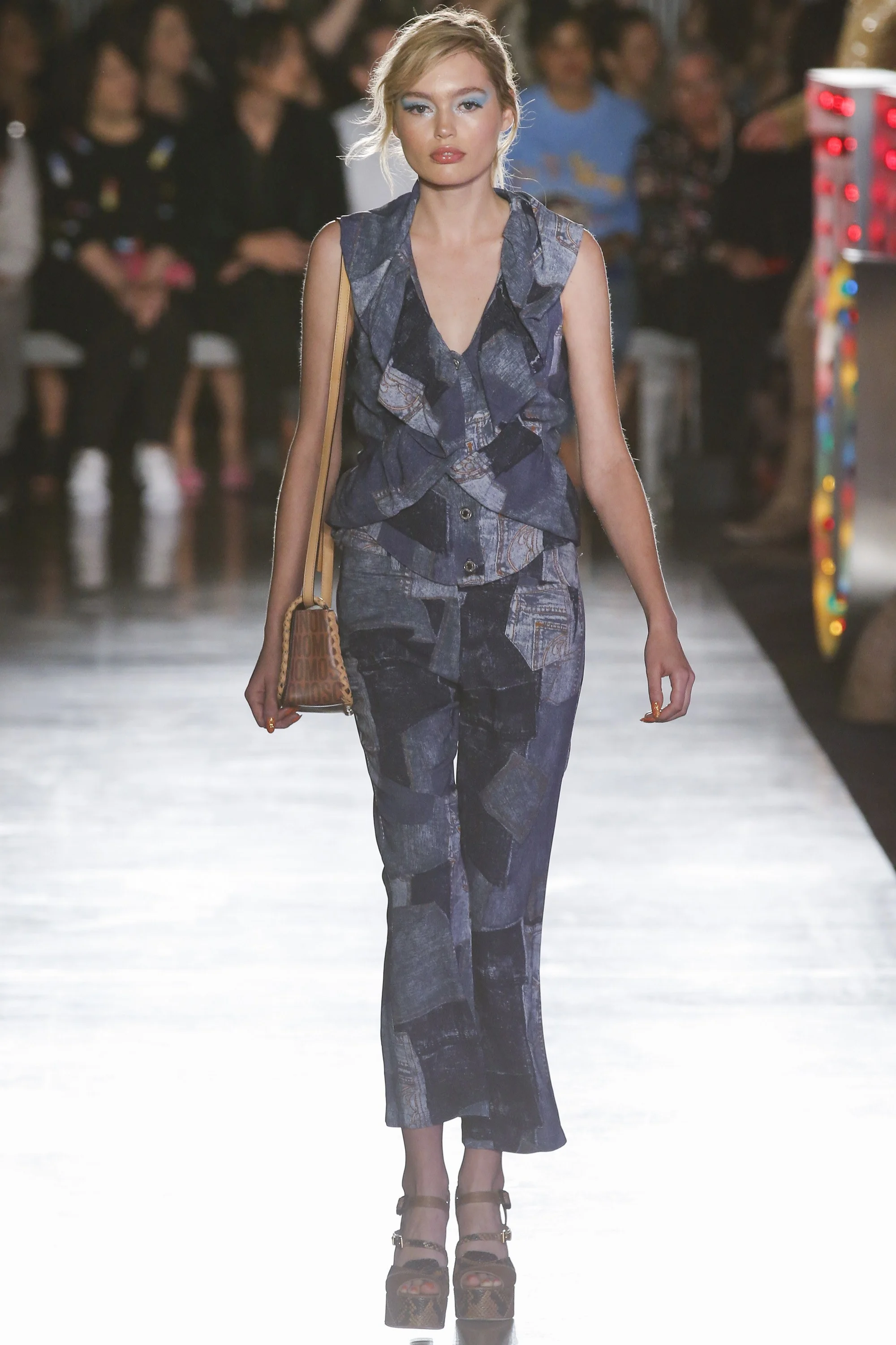 Moschino_0353.jpg