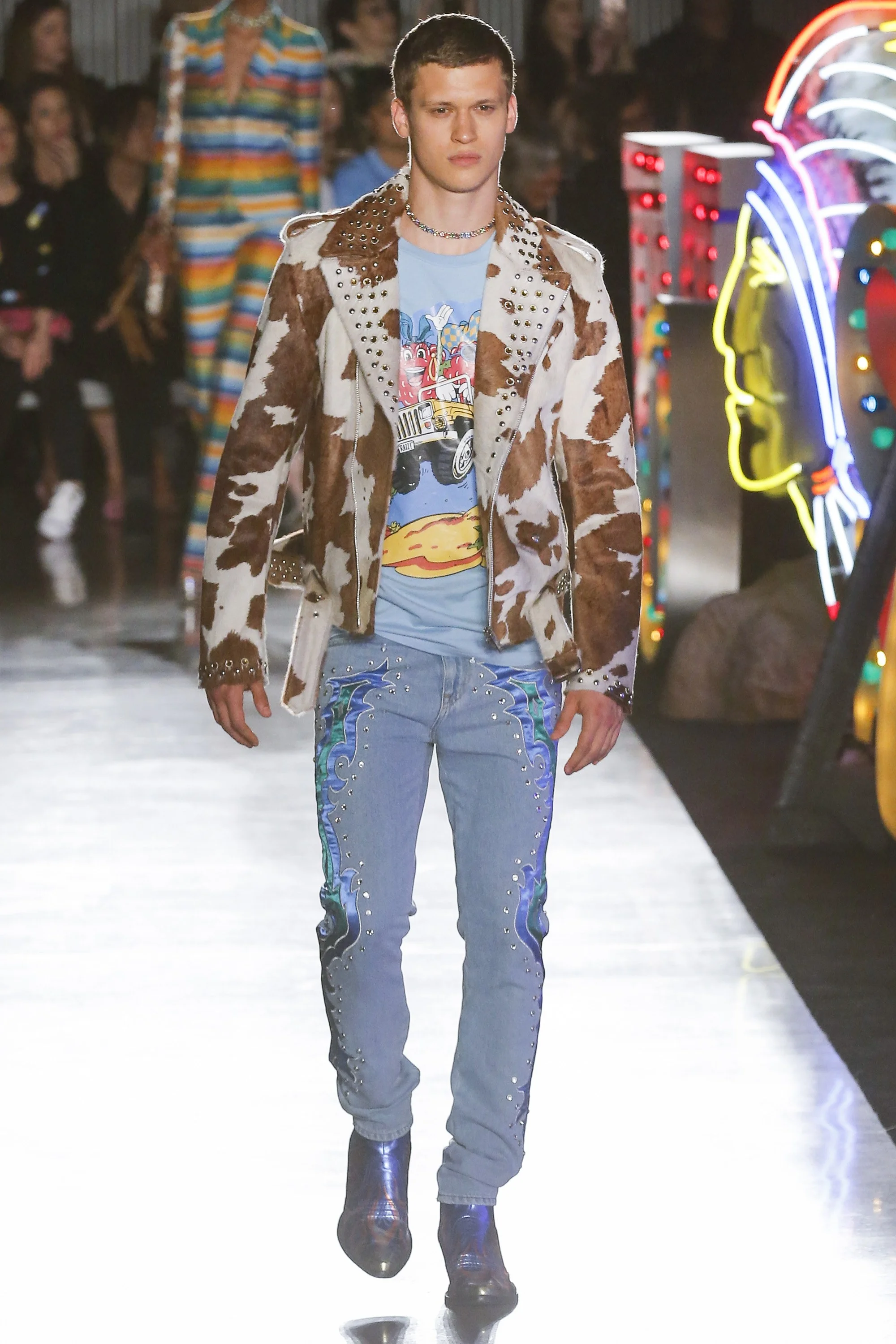 Moschino_0622.jpg