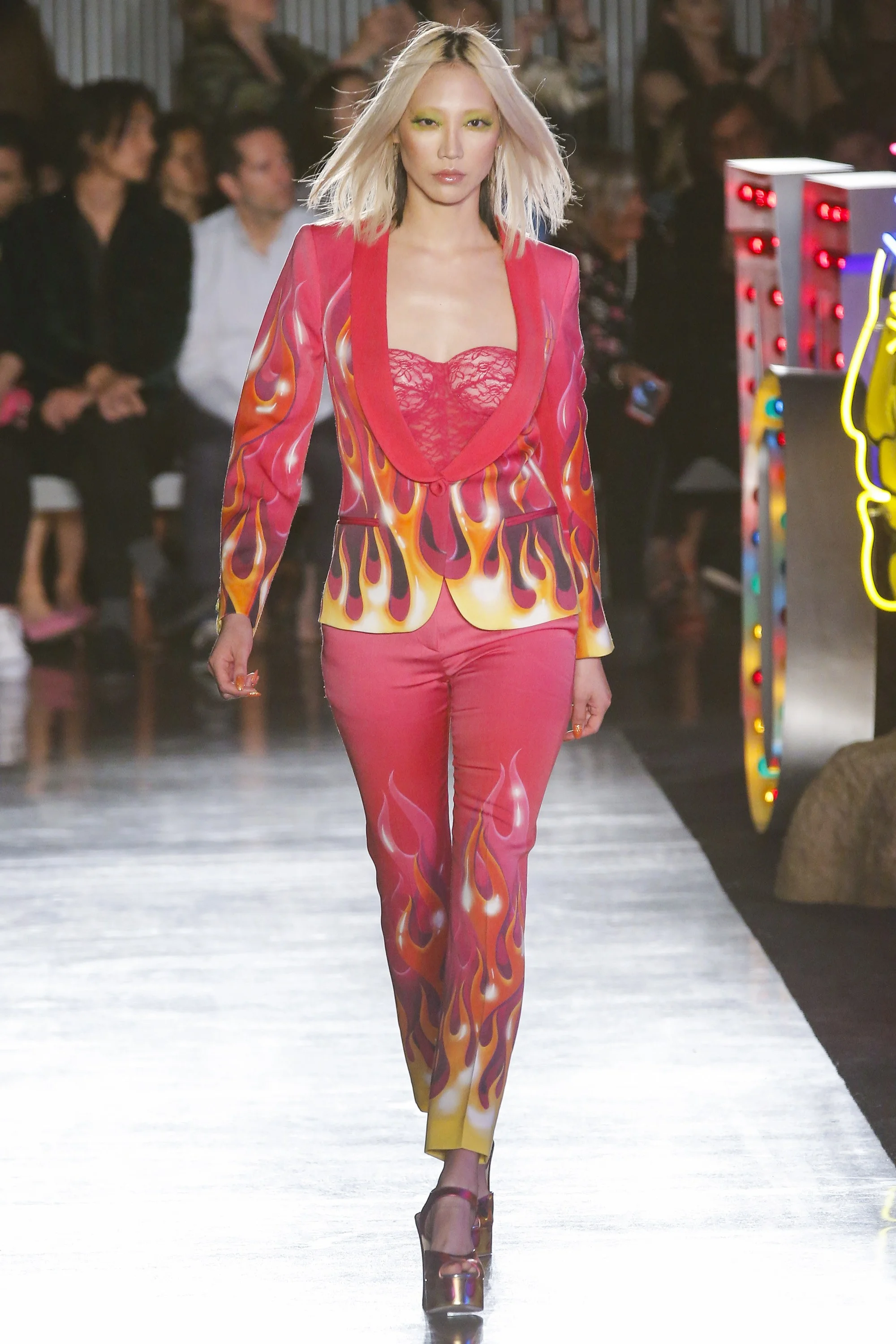 Moschino_3540.jpg