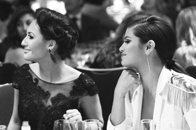 FRANCIA RAISA  DONATES HER KIDNEY TO SELENA GOMEZ 