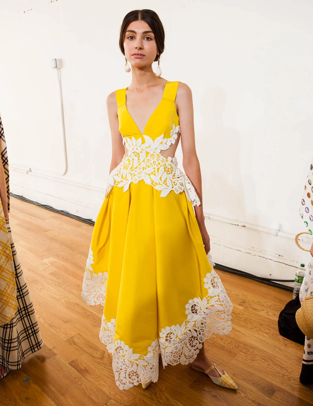  Rosie Assoulin NYFW Fall 2017 shot by Amaris Granado for Joliegazette  
