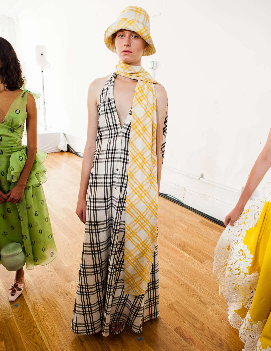  Rosie Assoulin NYFW Fall 2017 shot by Amaris Granado for Joliegazette  
