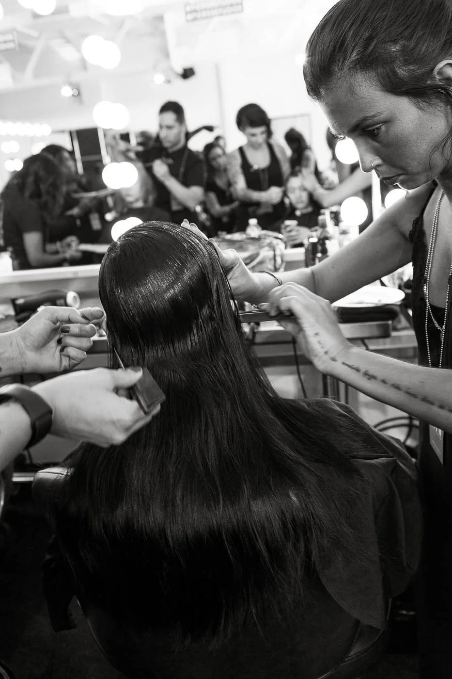  Backstage at Katty Xiomara NYFW shot by Amaris Granado for Joliegazette 