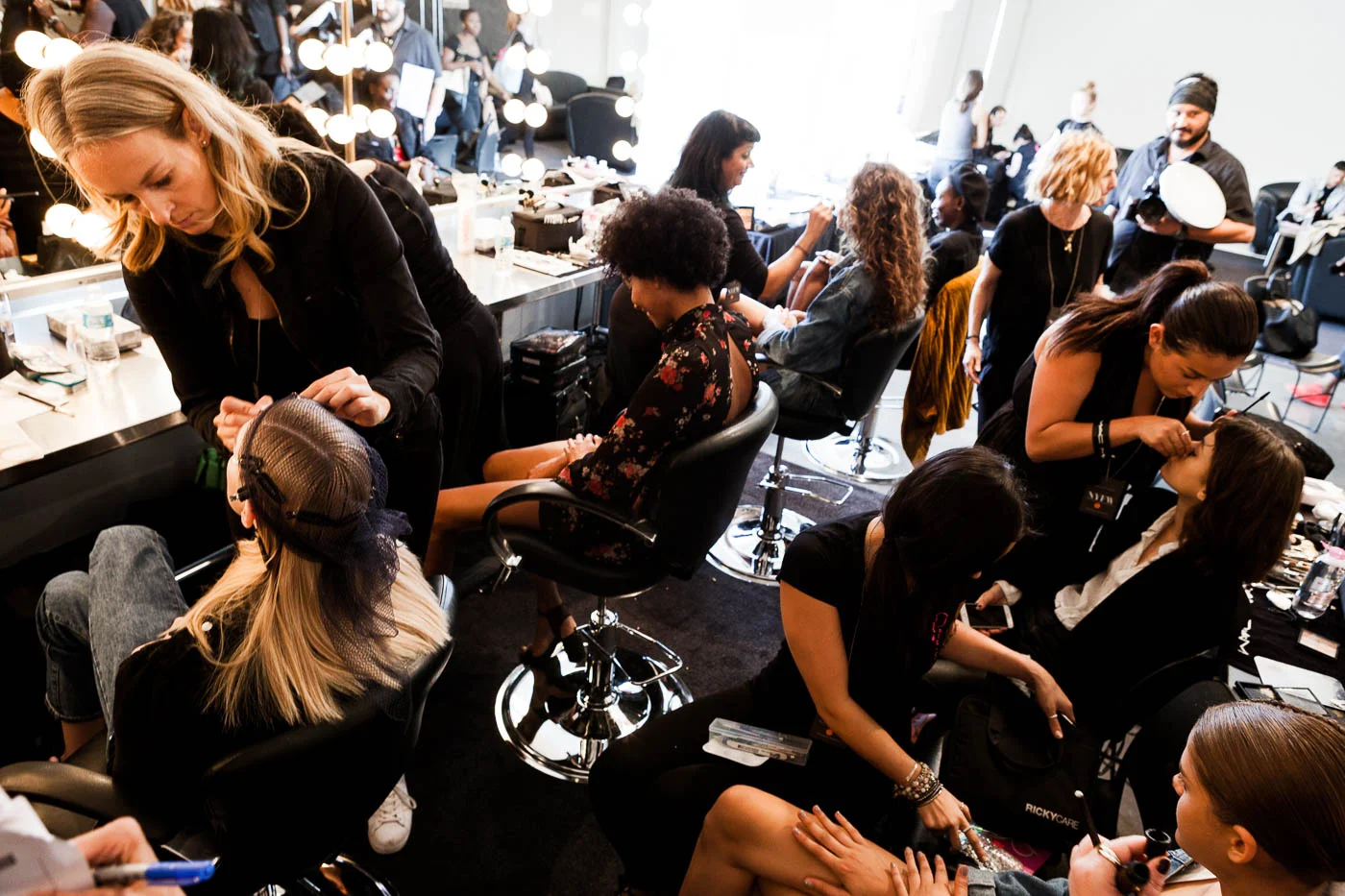  Backstage at Katty Xiomara NYFW shot by Amaris Granado for Joliegazette 