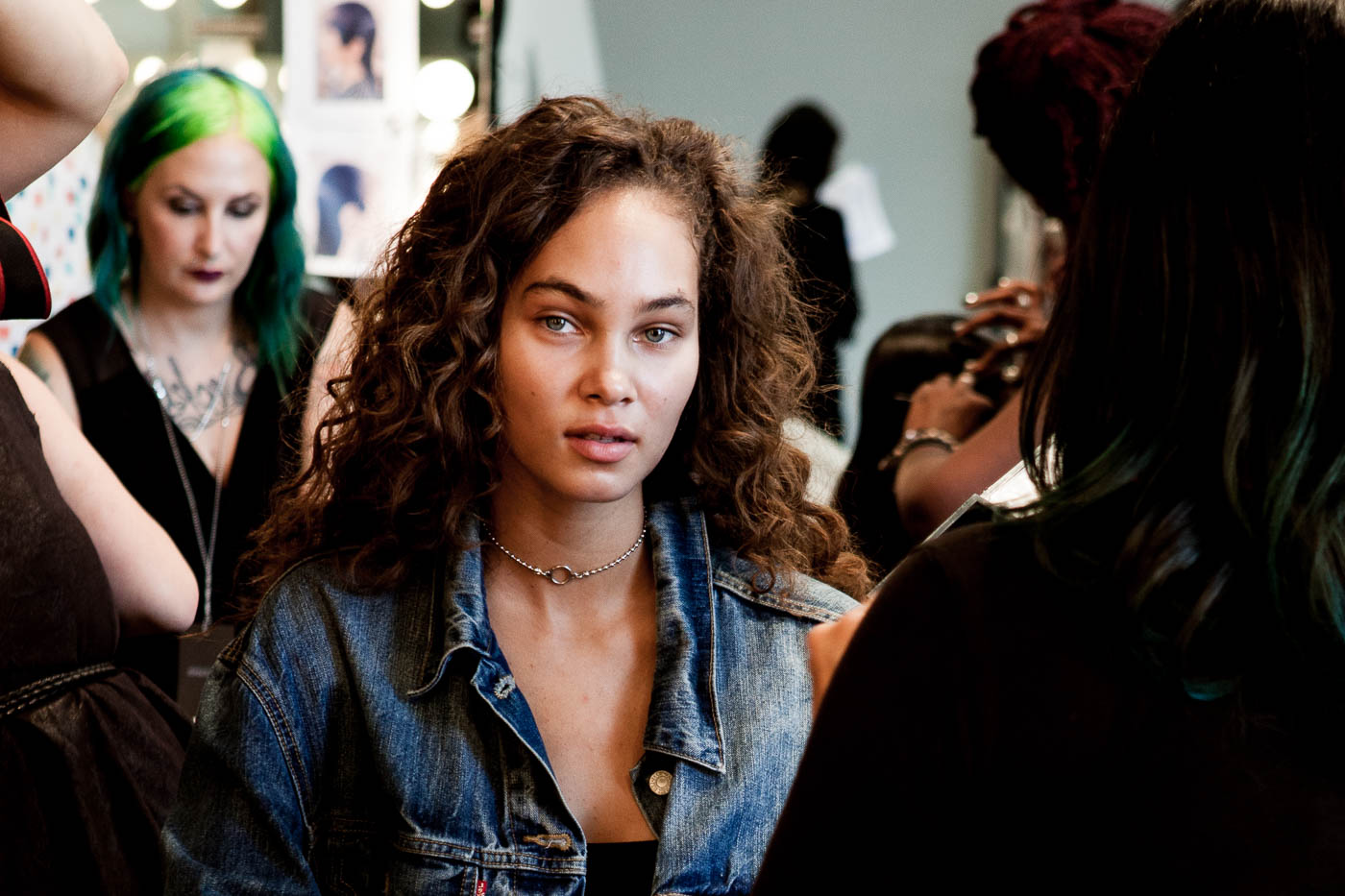  Backstage at Katty Xiomara NYFW shot by Amaris Granado for Joliegazette 