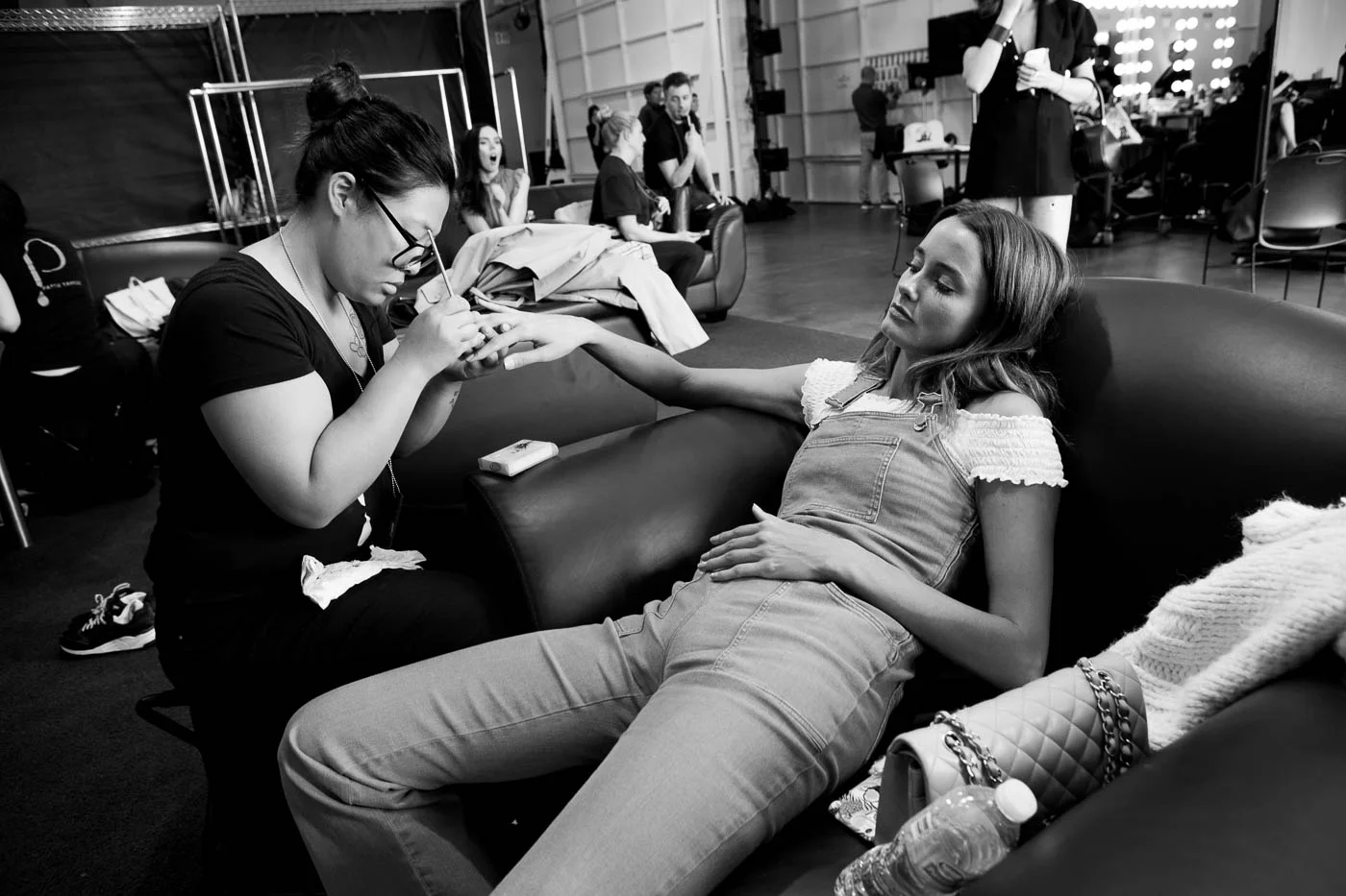  Backstage at Katty Xiomara NYFW shot by Amaris Granado for Joliegazette 