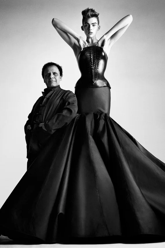 Azzedine-Alaia-12-Vogue-2Oct13-Patrick-Demarchelier_b.jpg