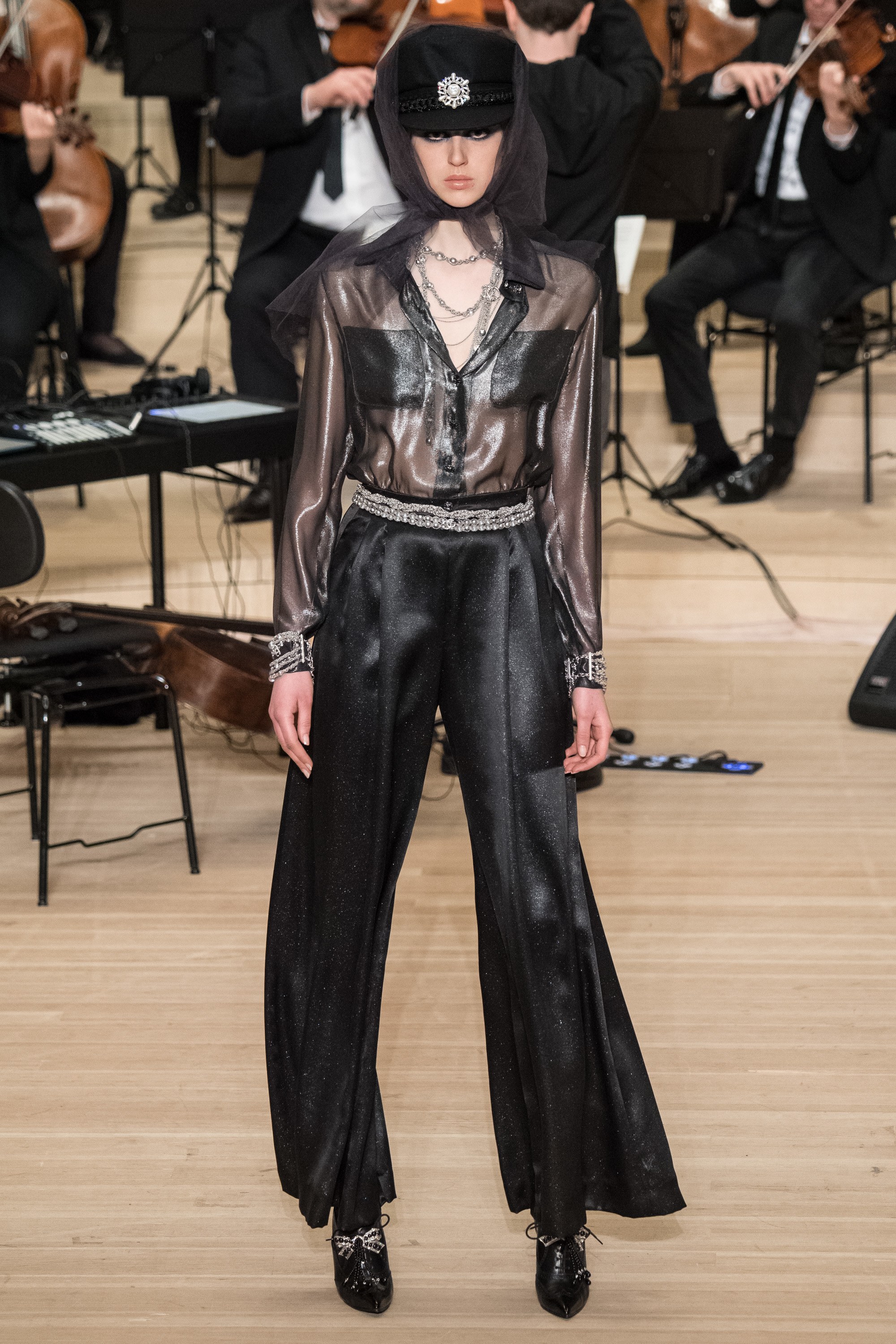 chanel_metiers_d_art_53.JPG