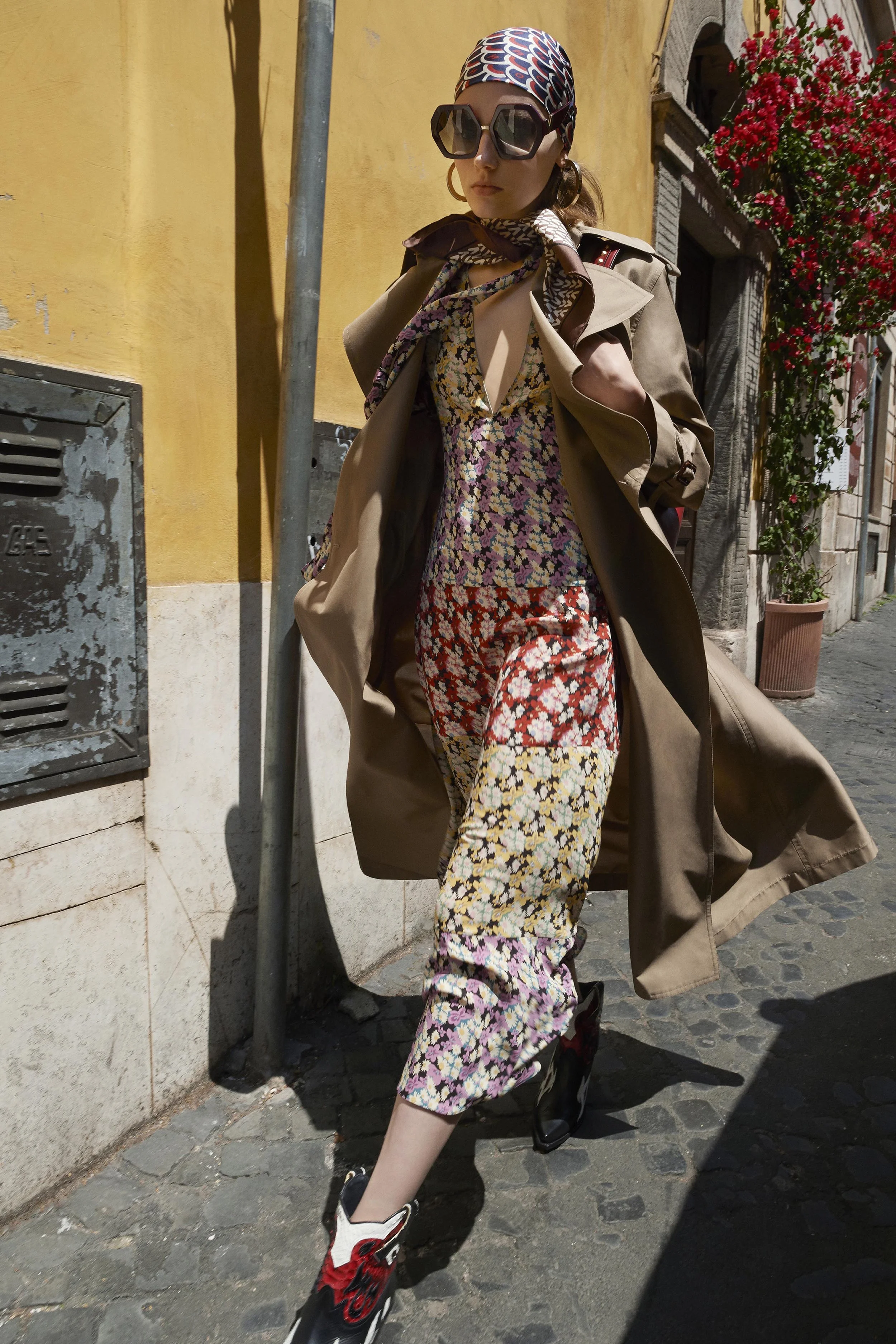 00015-valentino-vogue-resort-2019-pr.jpg