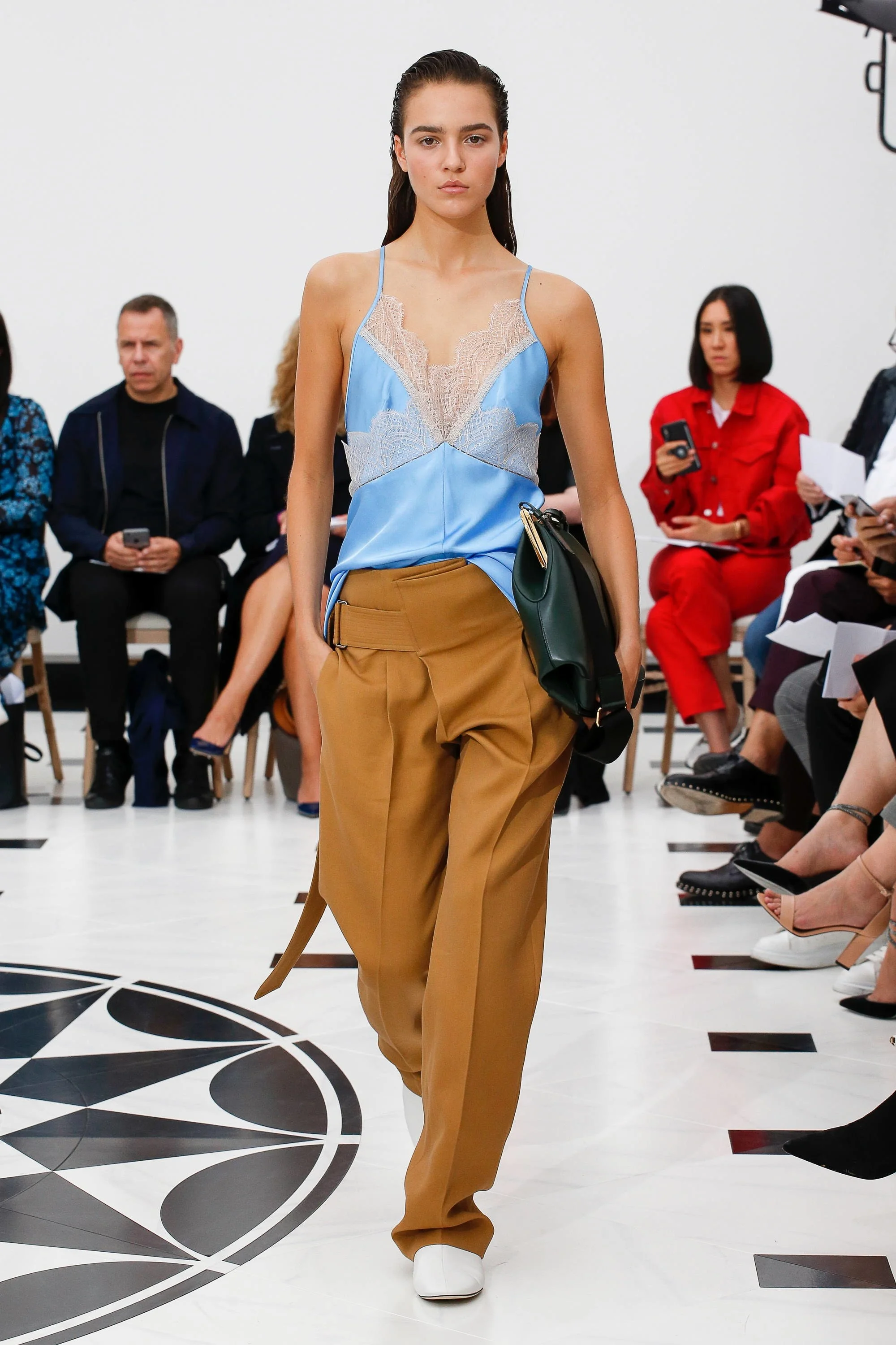 Victoria Beckham Spring 2019 Ready-To-Wear