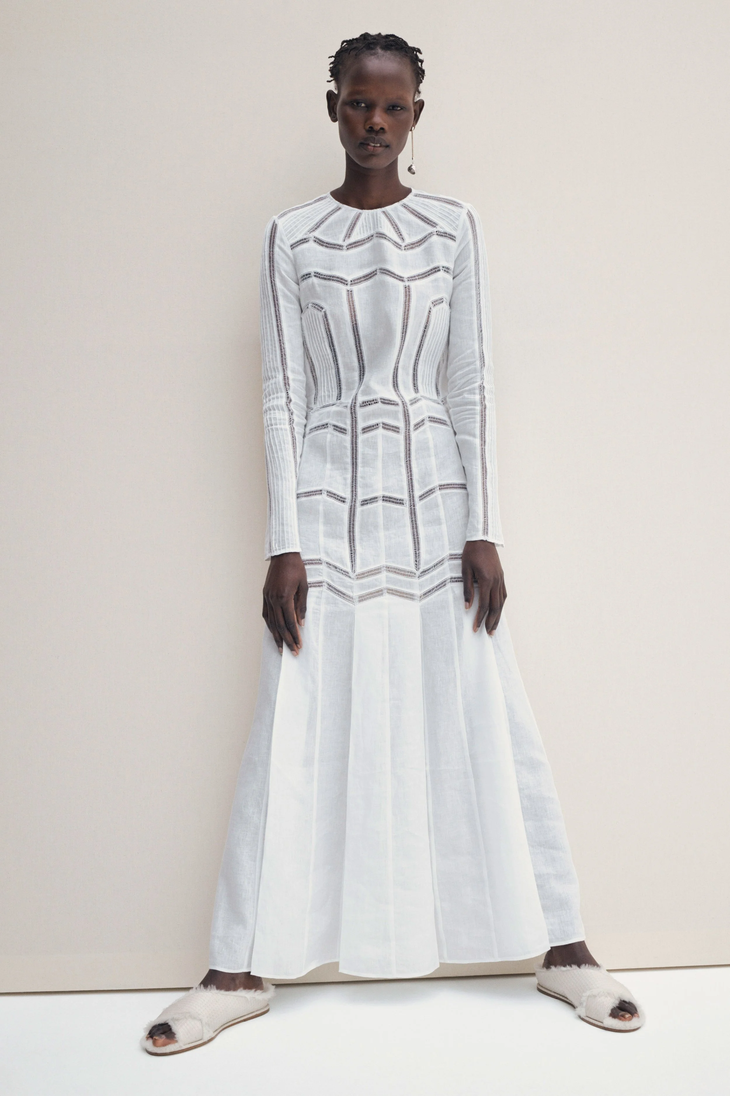 00004-gabriela-hearst-resort-20.jpg
