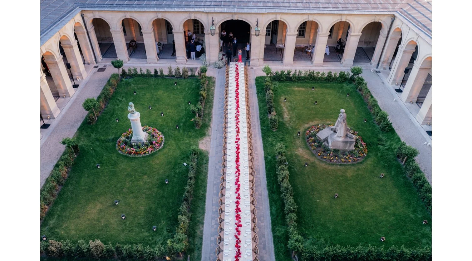  Sunset Dinner in Paris to Celebrate Simone Rocha
