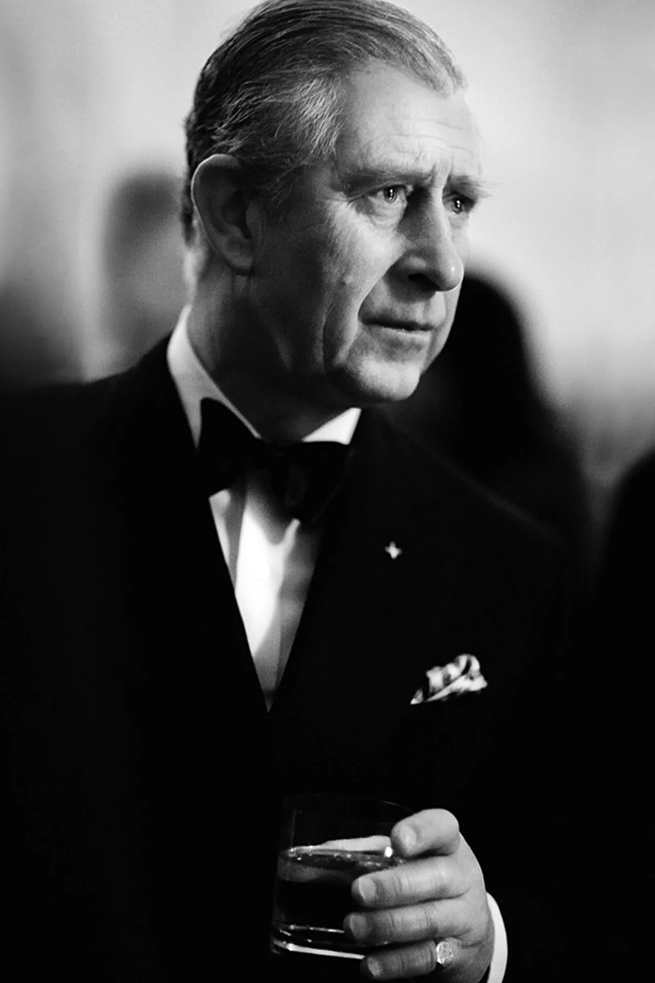  Royal Tailor: Prince Charles Will Participate in the creation of an eco-friendly collection of nettle clothing