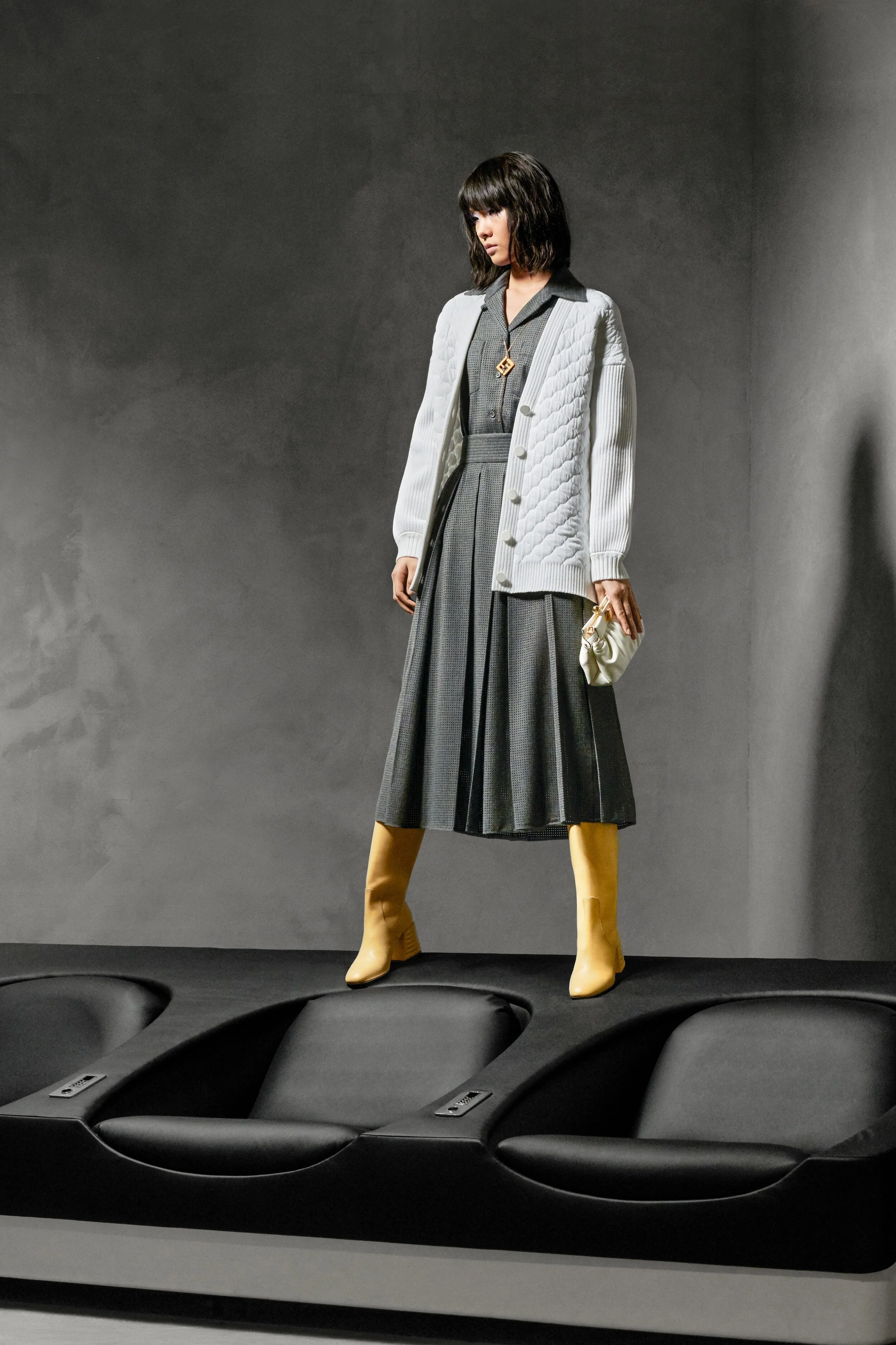 00003-fendi-pre-fall-2020.jpg