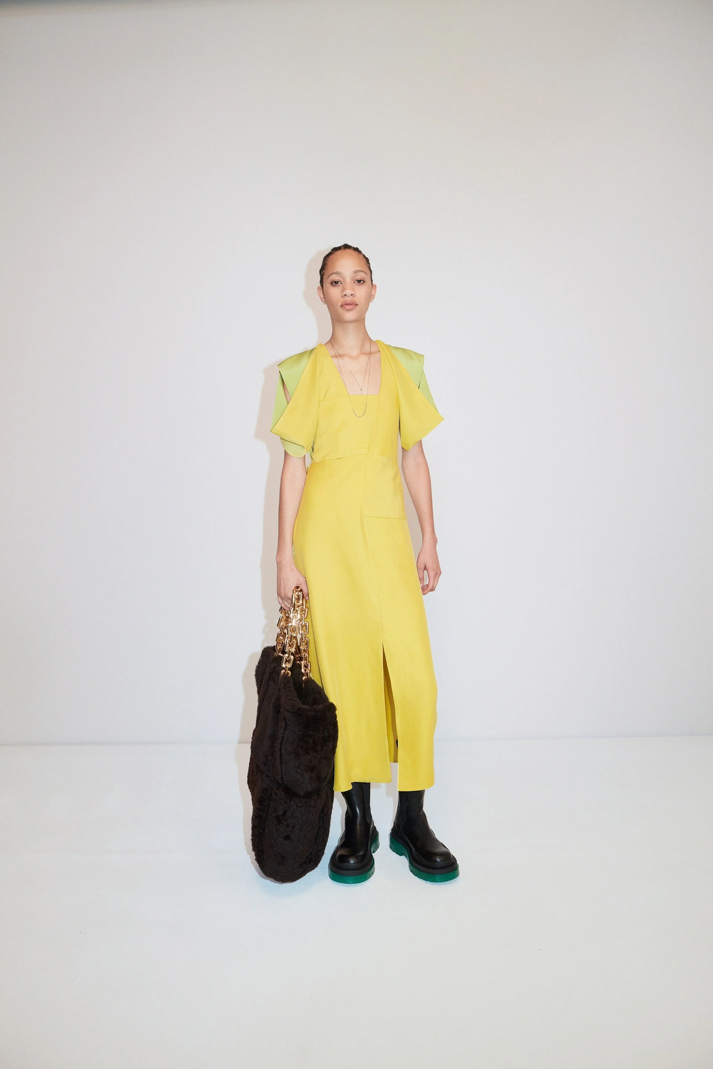 Bottega-Veneta-PF20_LOOK-43_W.jpg