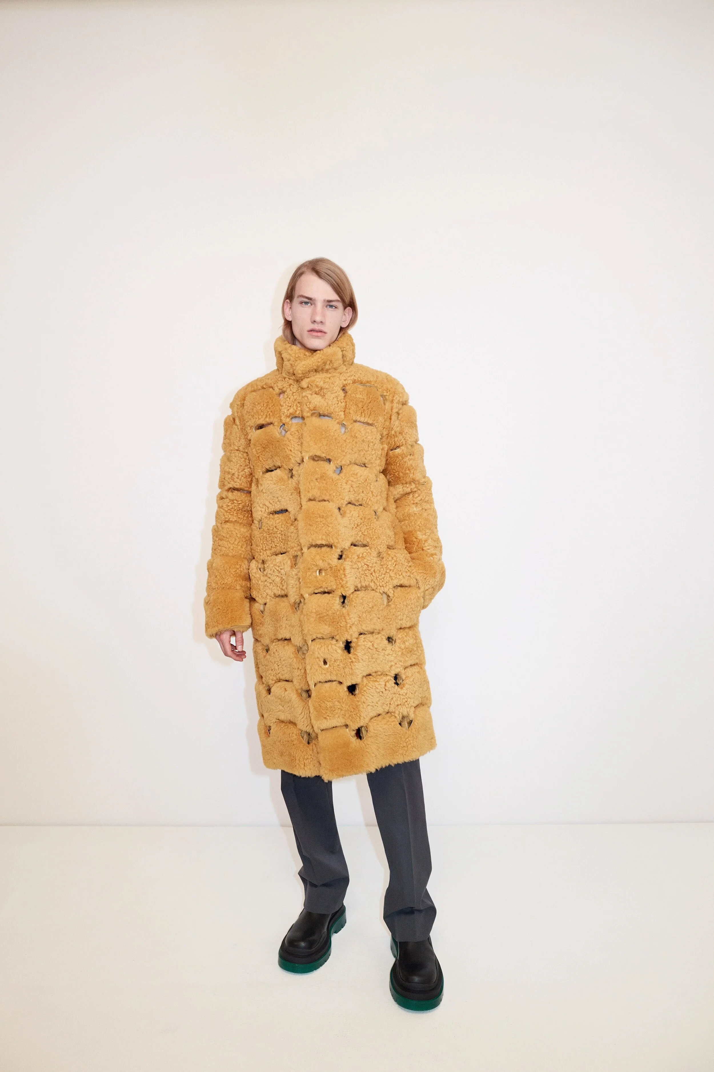 Bottega-Veneta-PF20_LOOK-42_M.jpg