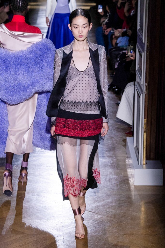 Valentino_28_is5_4159.jpg