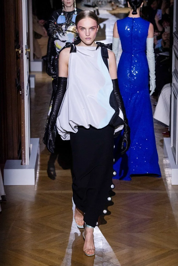 Valentino_33_is5_4231.jpg