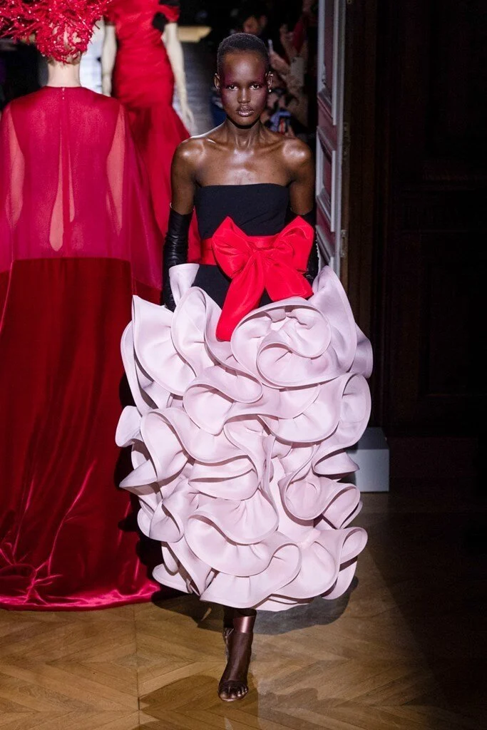 Valentino_40_is5_4330.jpg