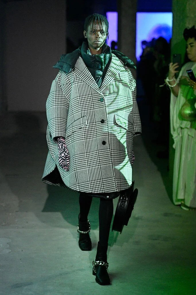 MM6 Maison Martin Margiela_17_mm6_20po_20f20_20018.jpg